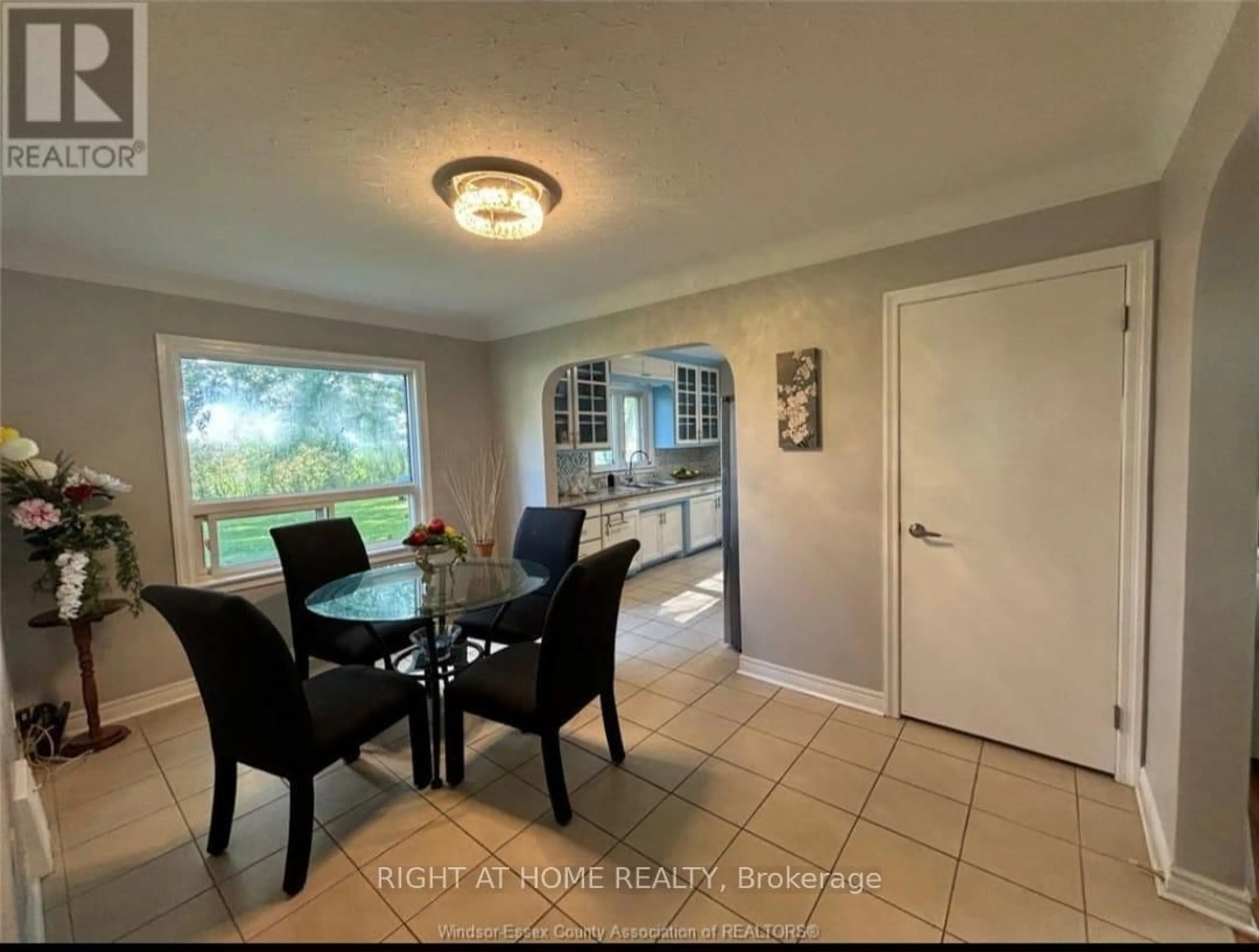 Dining room, unknown for 1609 county Road 46 Rd, Lakeshore Ontario N0R 1V0