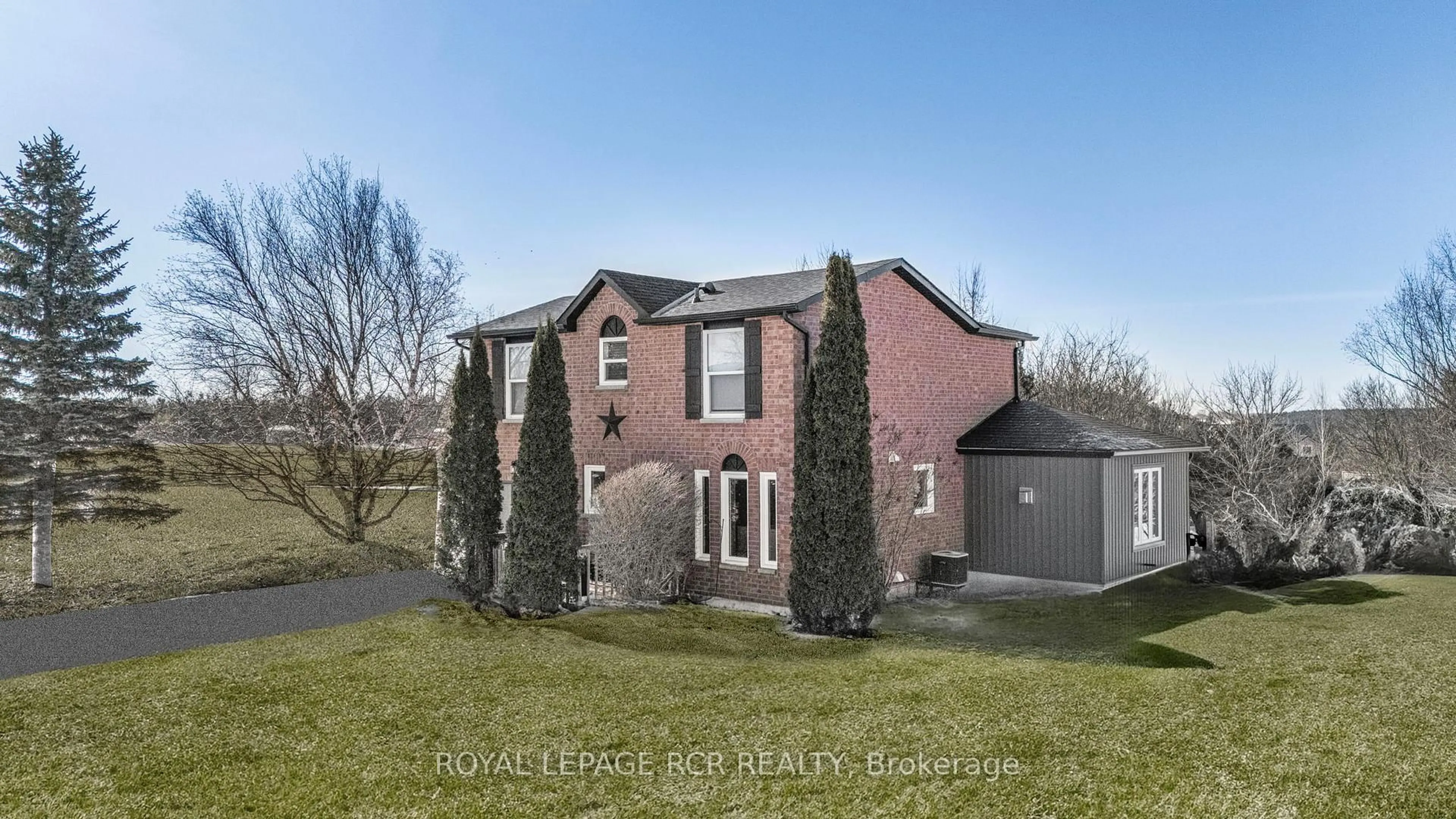 Home with brick exterior material, street for 18 Peter St, Amaranth Ontario L9W 5Z8