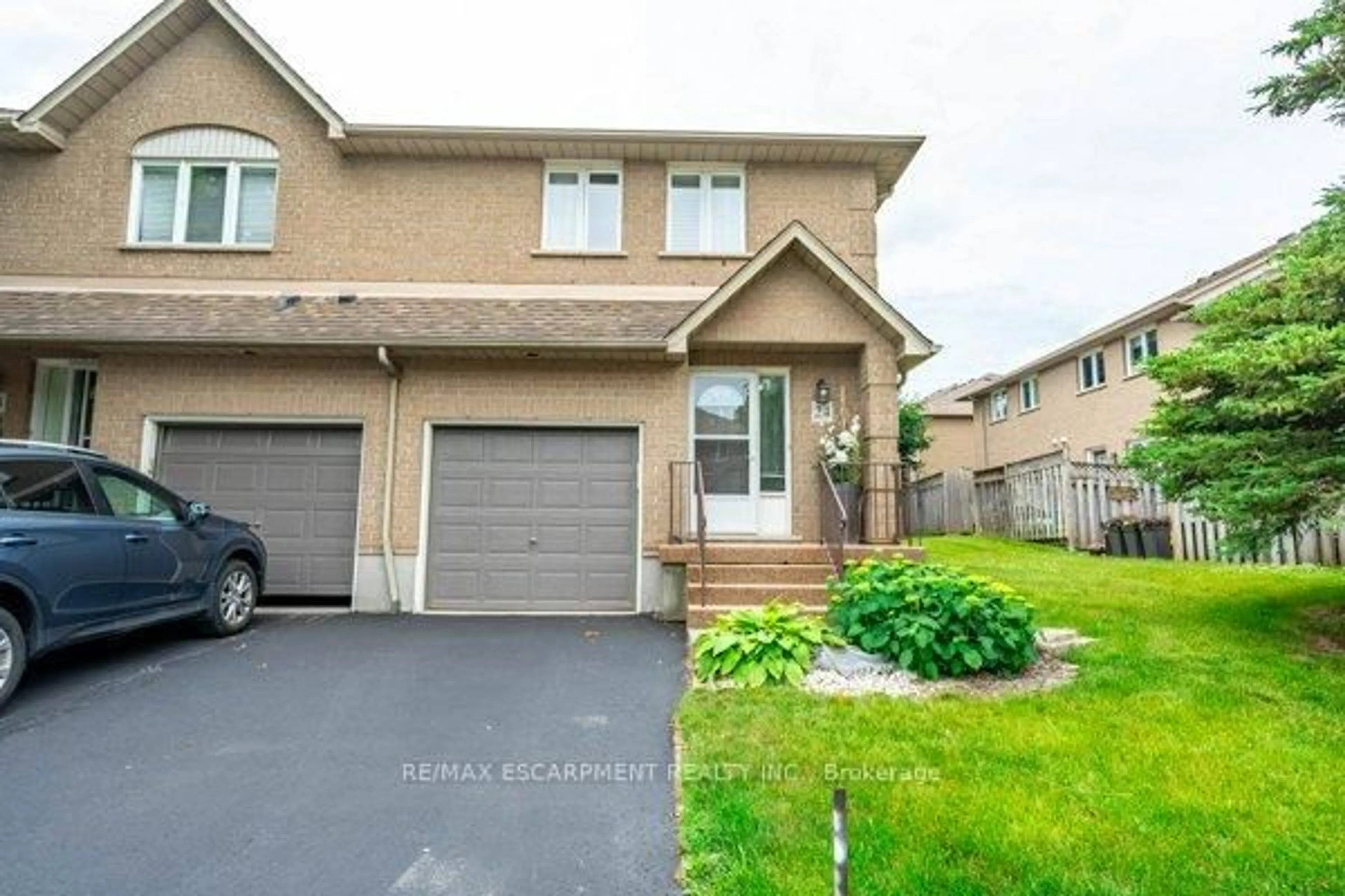 Unknown for 100 Vineberg Dr #24, Hamilton Ontario L8W 3X4