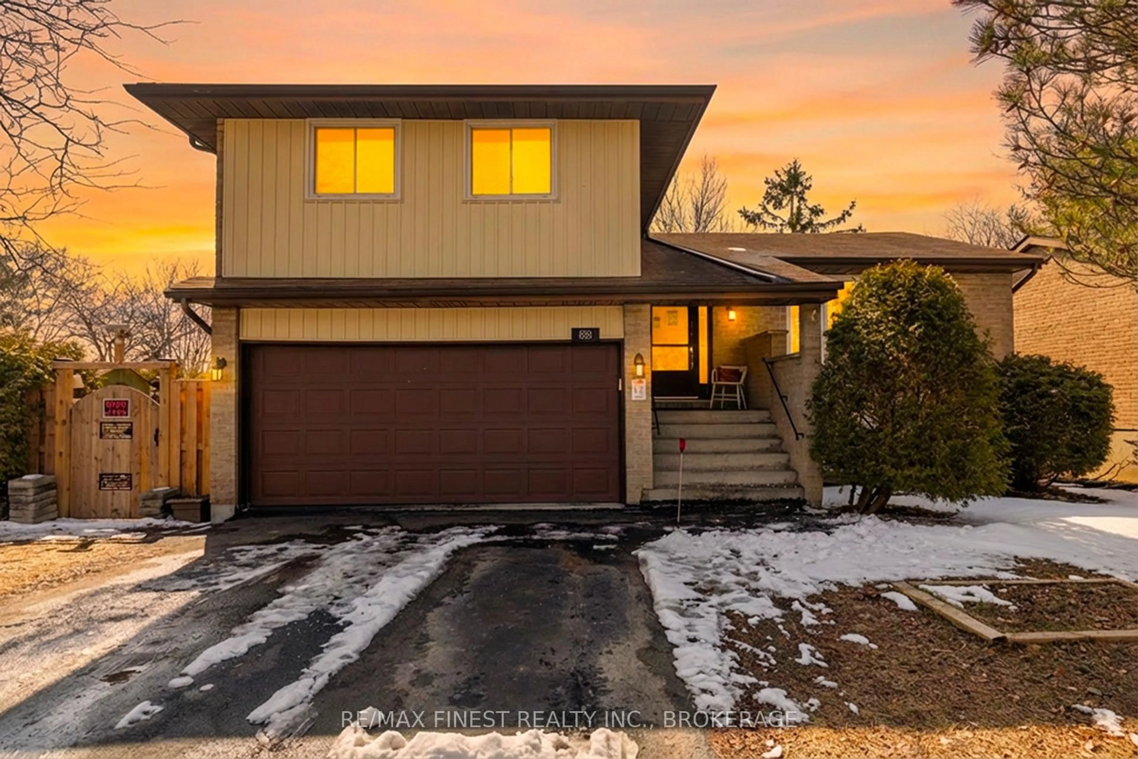 Unknown for 888 Sandringham Pl, Kingston Ontario K7P 1N2