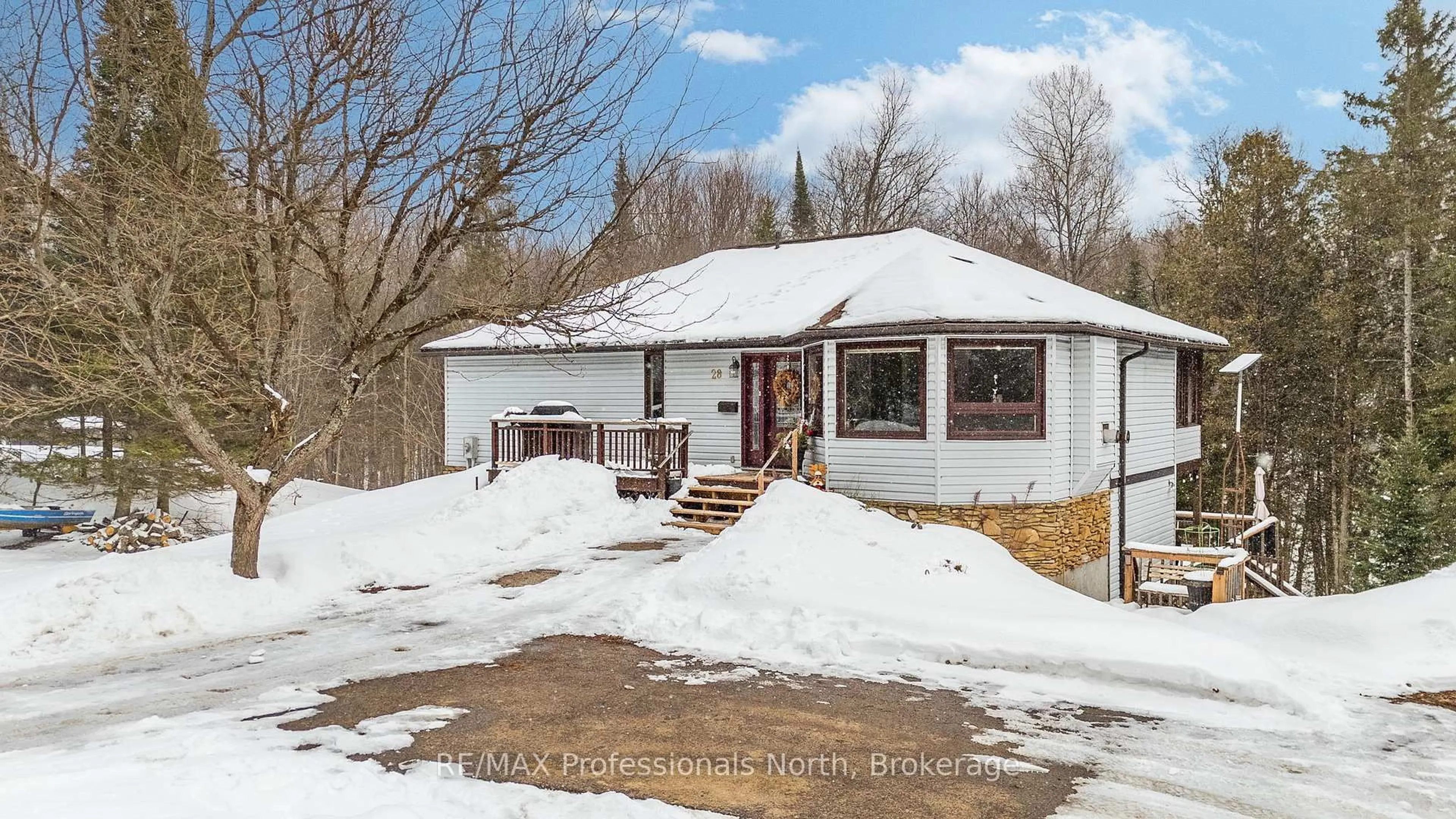 Unknown for 28 Independence St, Dysart et al Ontario K0M 1S0