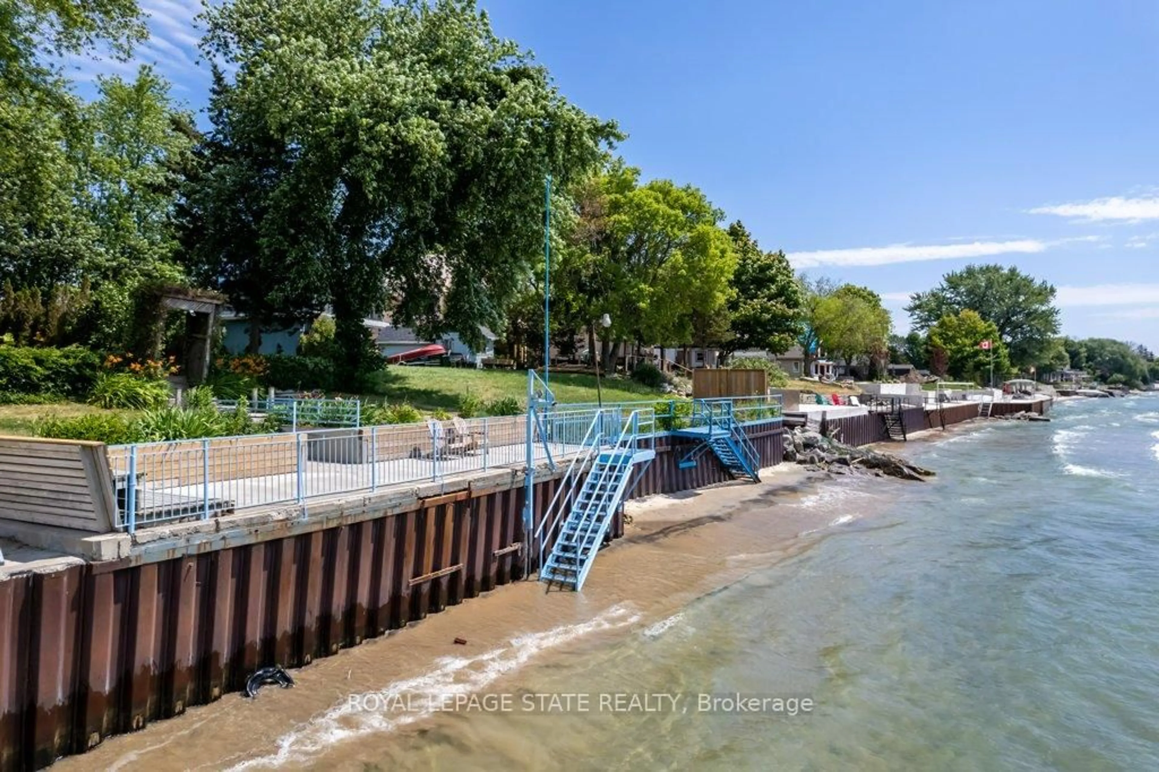 Stairs for 2592 Lakeshore Rd, Haldimand Ontario N1A 2W8