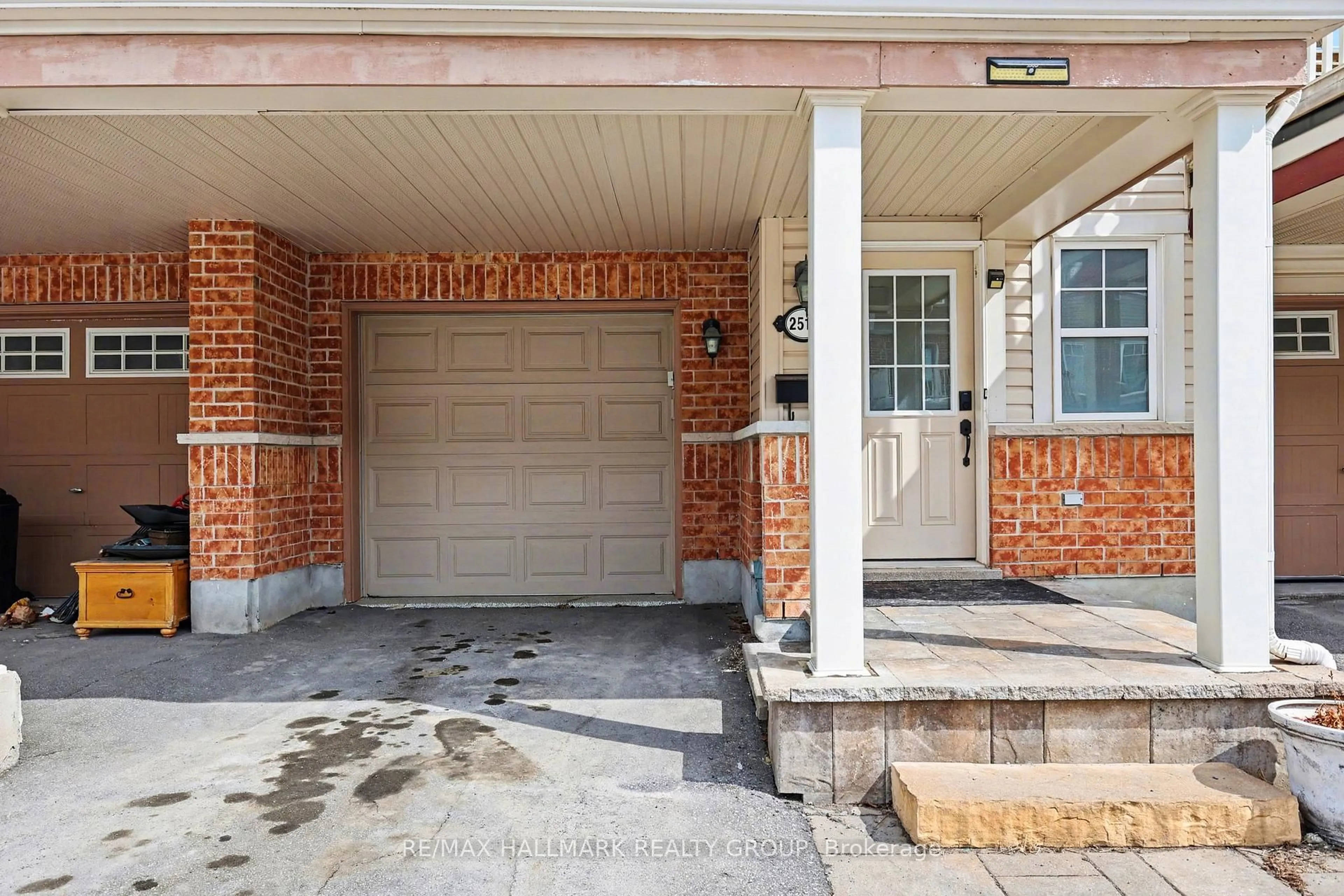 Home with brick exterior material, street for 2516 Nutgrove Ave, Ottawa Ontario K2J 0X3
