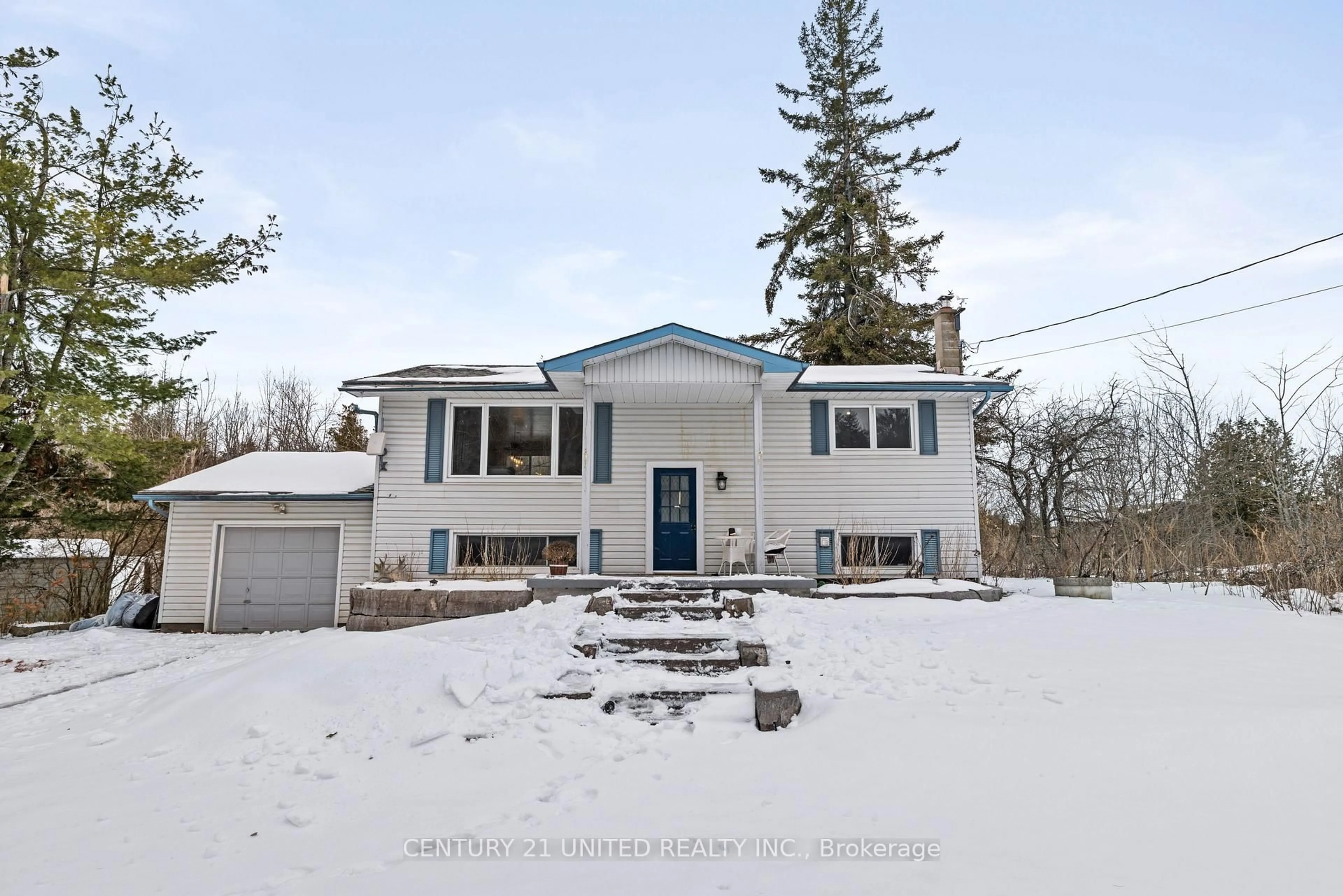 Home with vinyl exterior material, street for 2234 Mccrackens Landing Rd, Douro-Dummer Ontario K0L 2H0