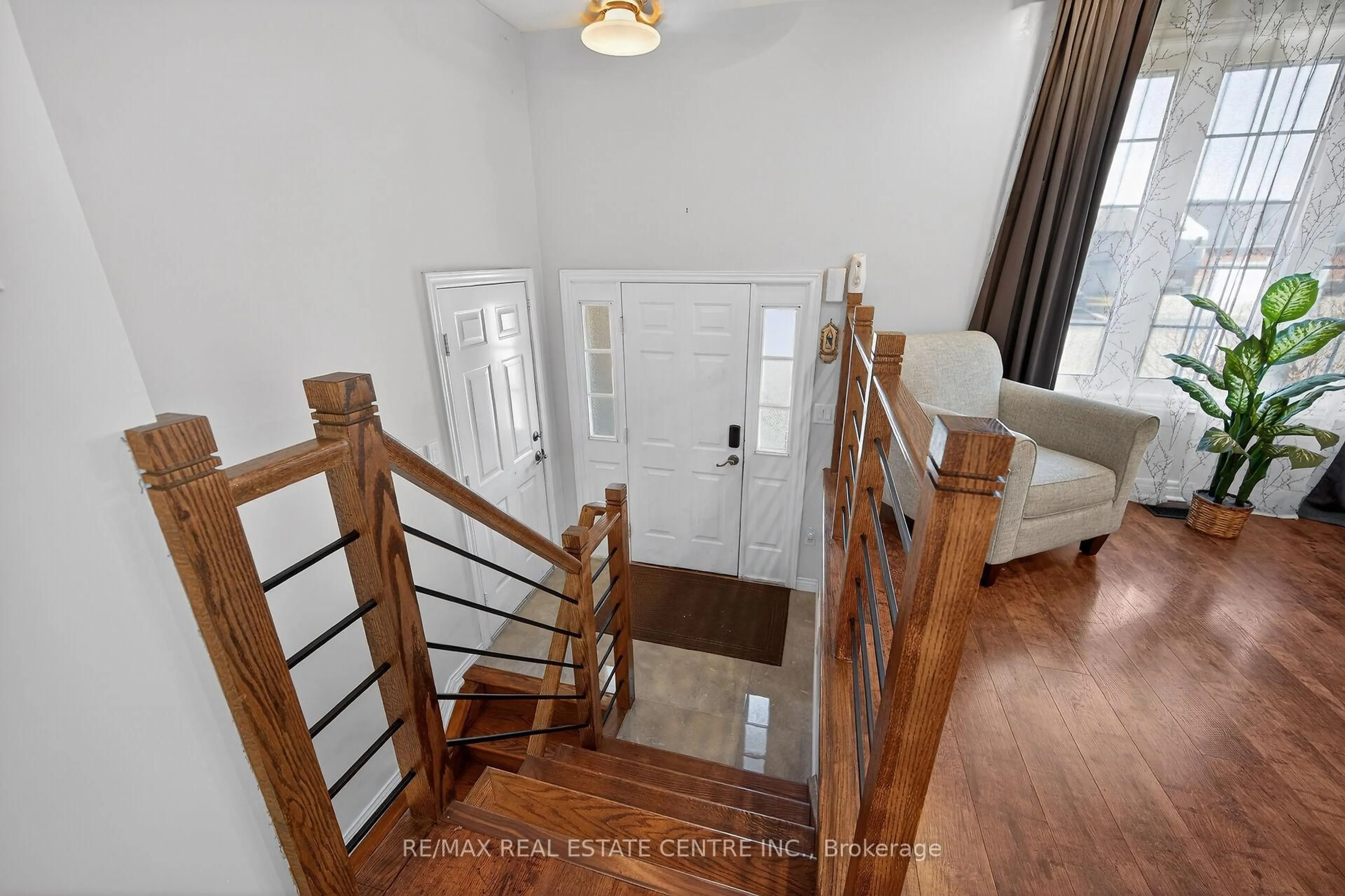 Unknown for 36 Longview Crt, Hamilton Ontario L0R 1W0