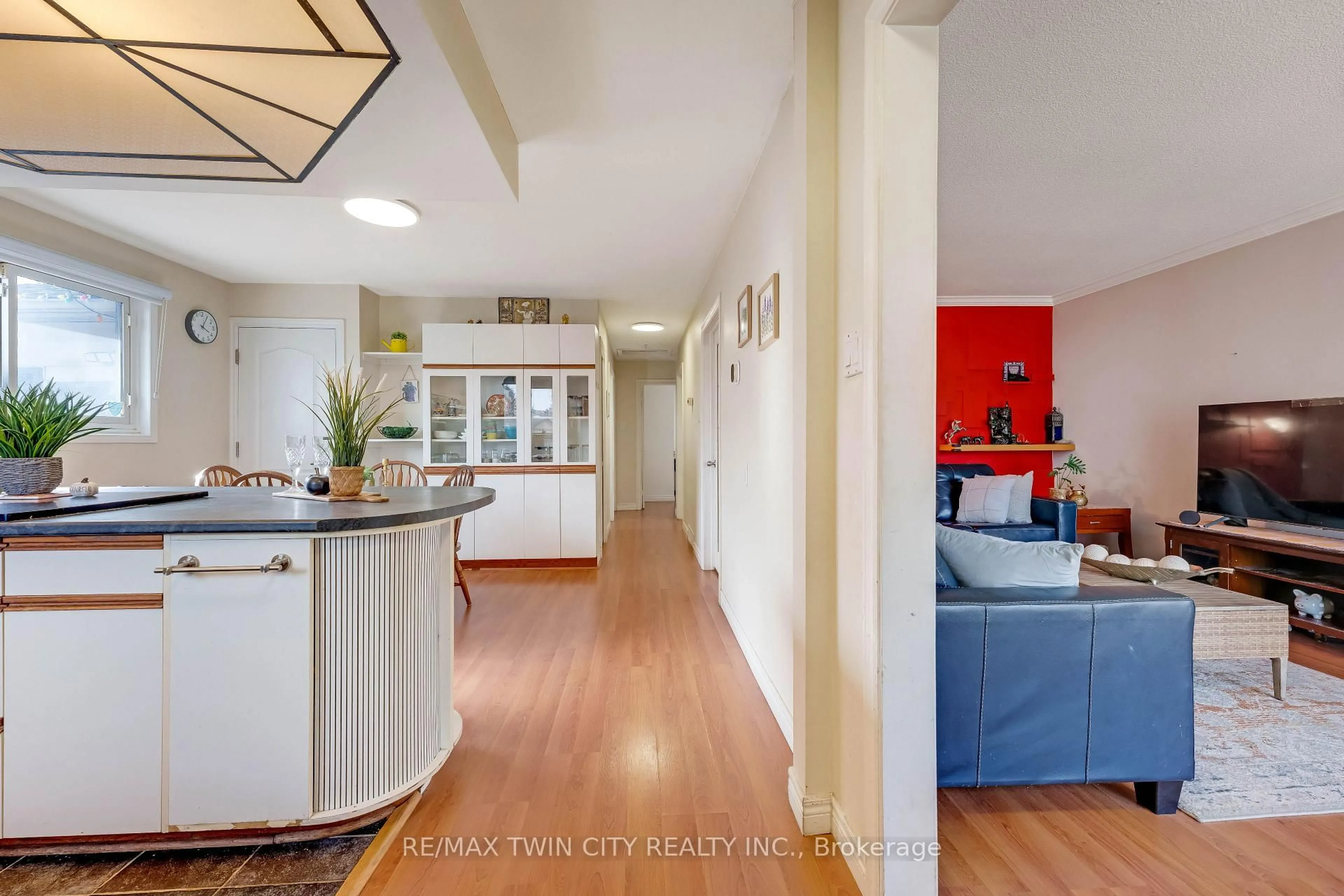 Unknown for 72 St Jerome Cres, Kitchener Ontario N2C 2L2