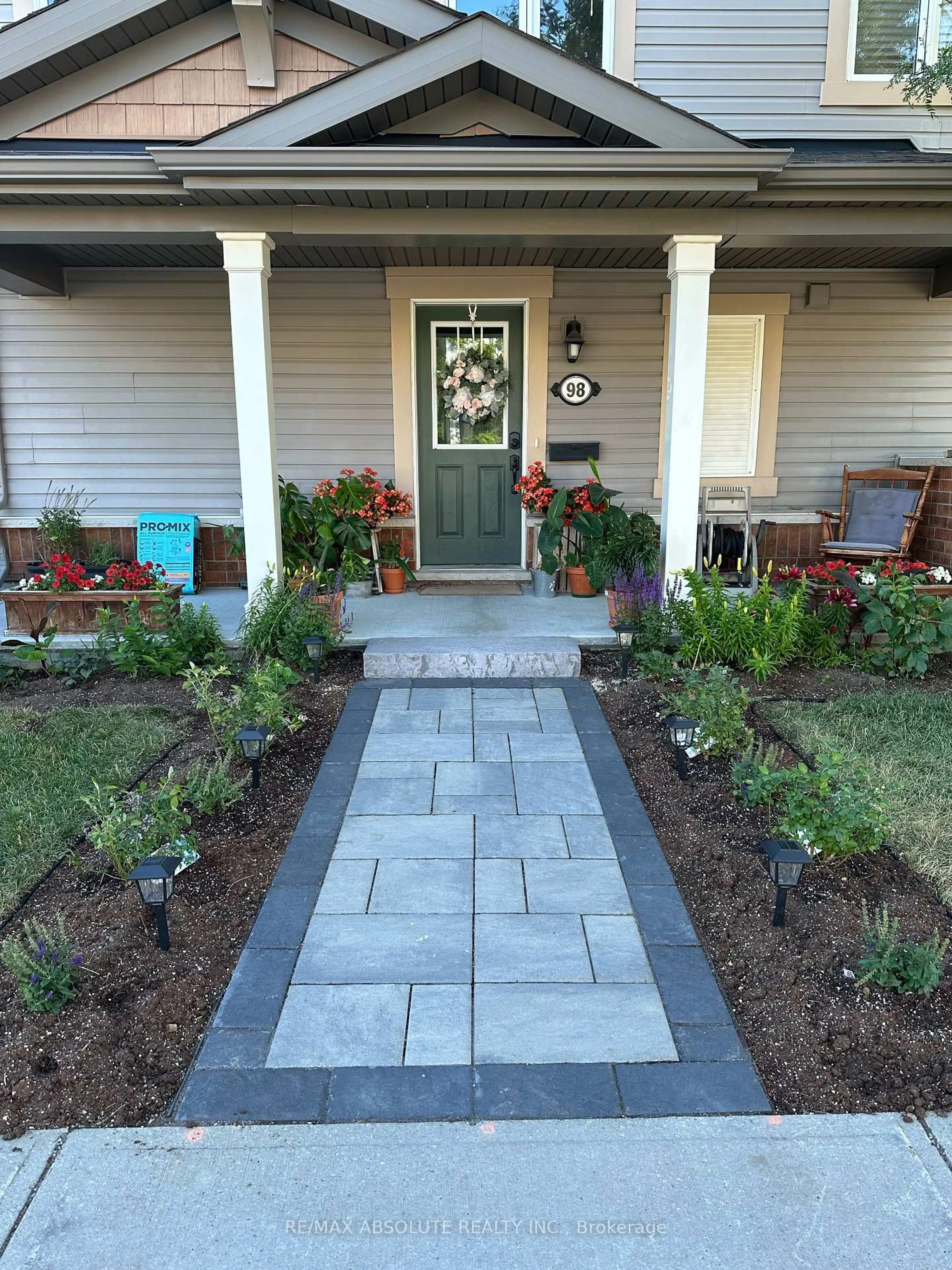 Unknown for 98 Brisote Lane, Ottawa Ontario K2S 0V4