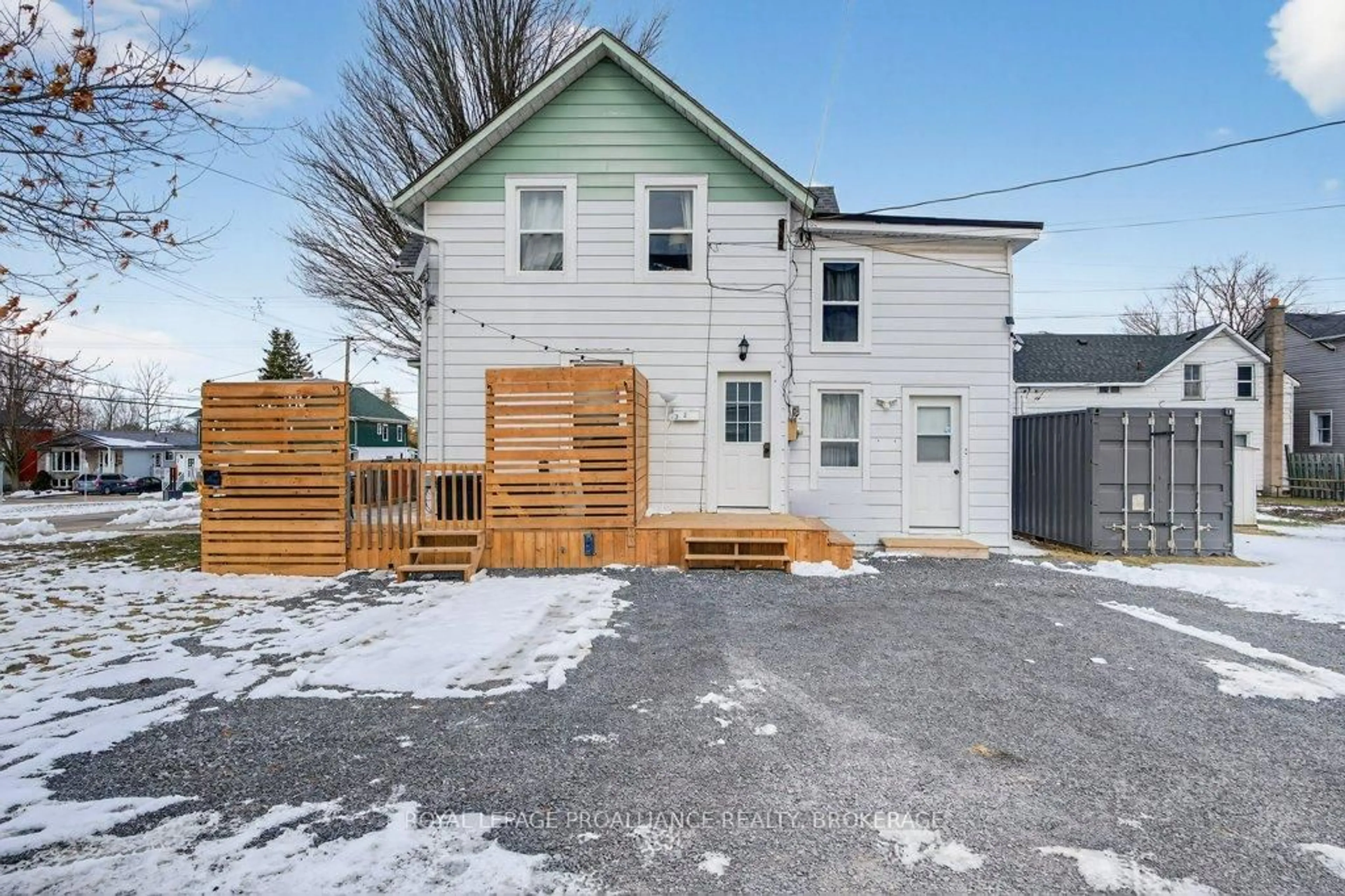 Unknown for 151 Adelaide St, Gananoque Ontario K7G 2B7