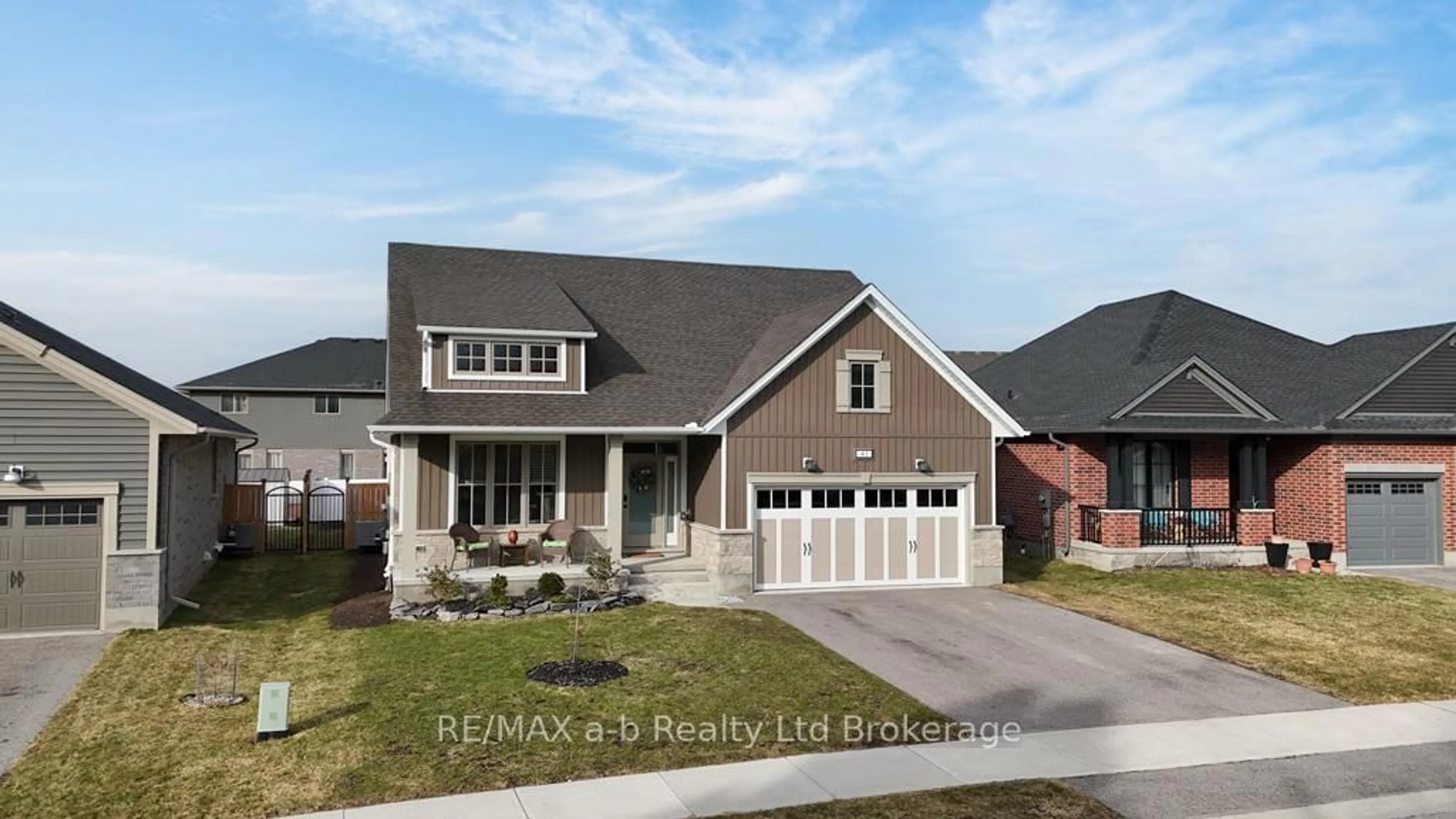 Home with brick exterior material, street for 41 Lowrie Cres, Tillsonburg Ontario N4G 0H5