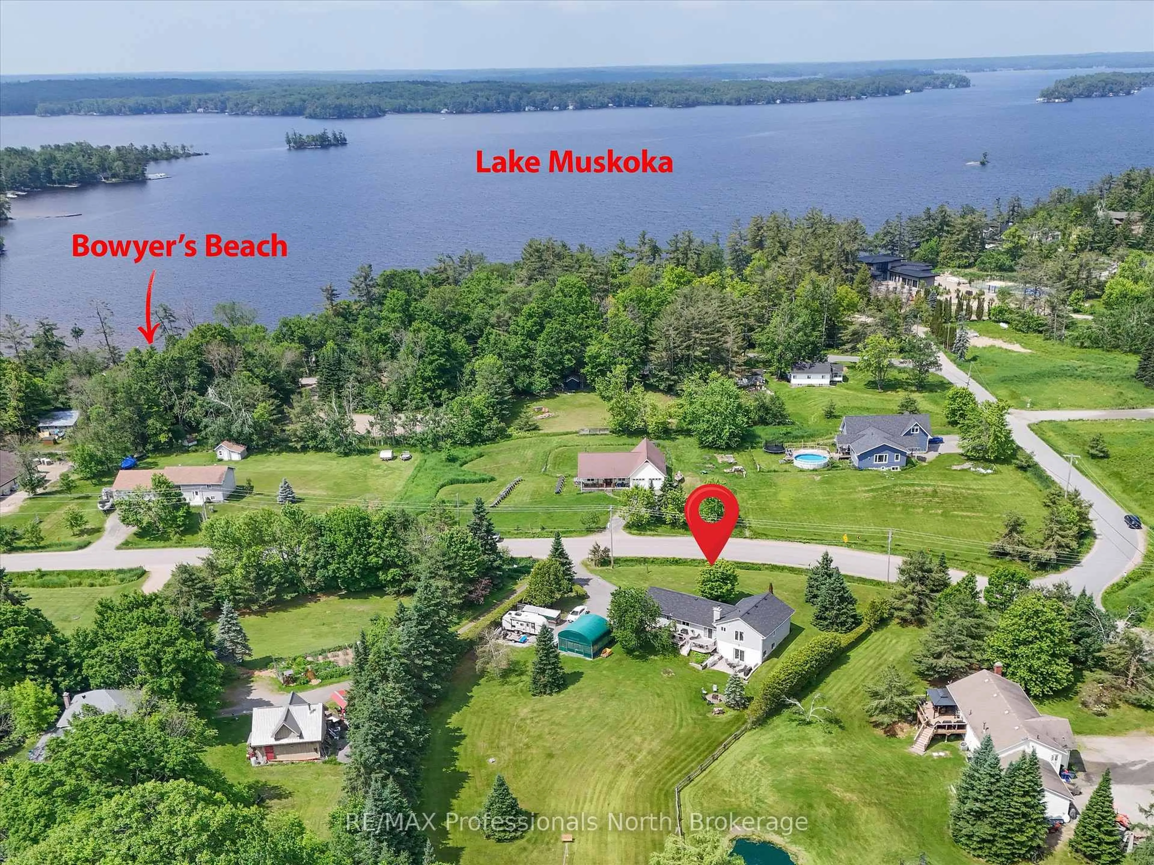 A pic from outside/outdoor area/front of a property/back of a property/a pic from drone, water/lake/river/ocean view for 1287 Golden Beach Rd, Bracebridge Ontario P1L 1W8