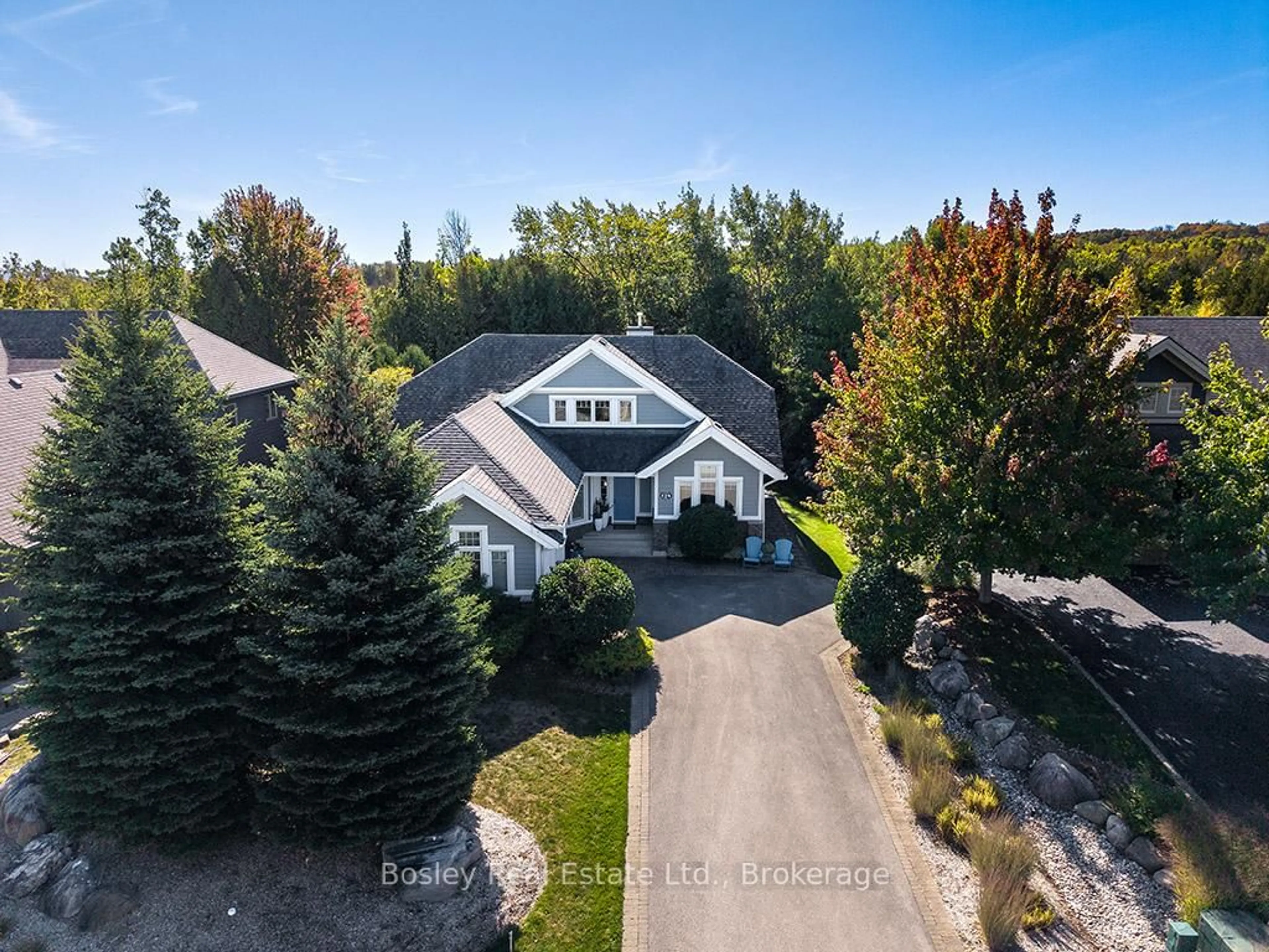 A pic from outside/outdoor area/front of a property/back of a property/a pic from drone, unknown for 124 LANDRY Lane, Blue Mountains Ontario N0H 2P0