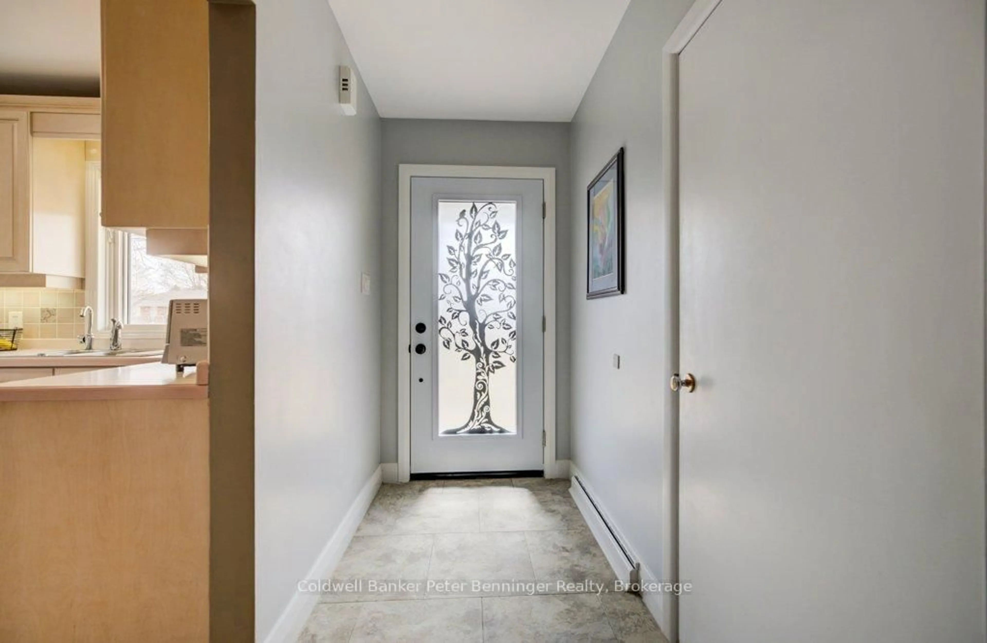Indoor entryway for 2 Mullen Dr, Brockton Ontario N0G 2V0
