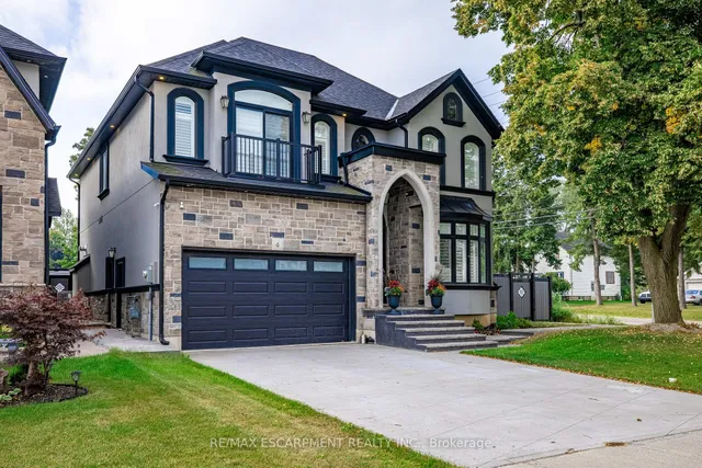 4 LOCKMAN Dr, Hamilton 2