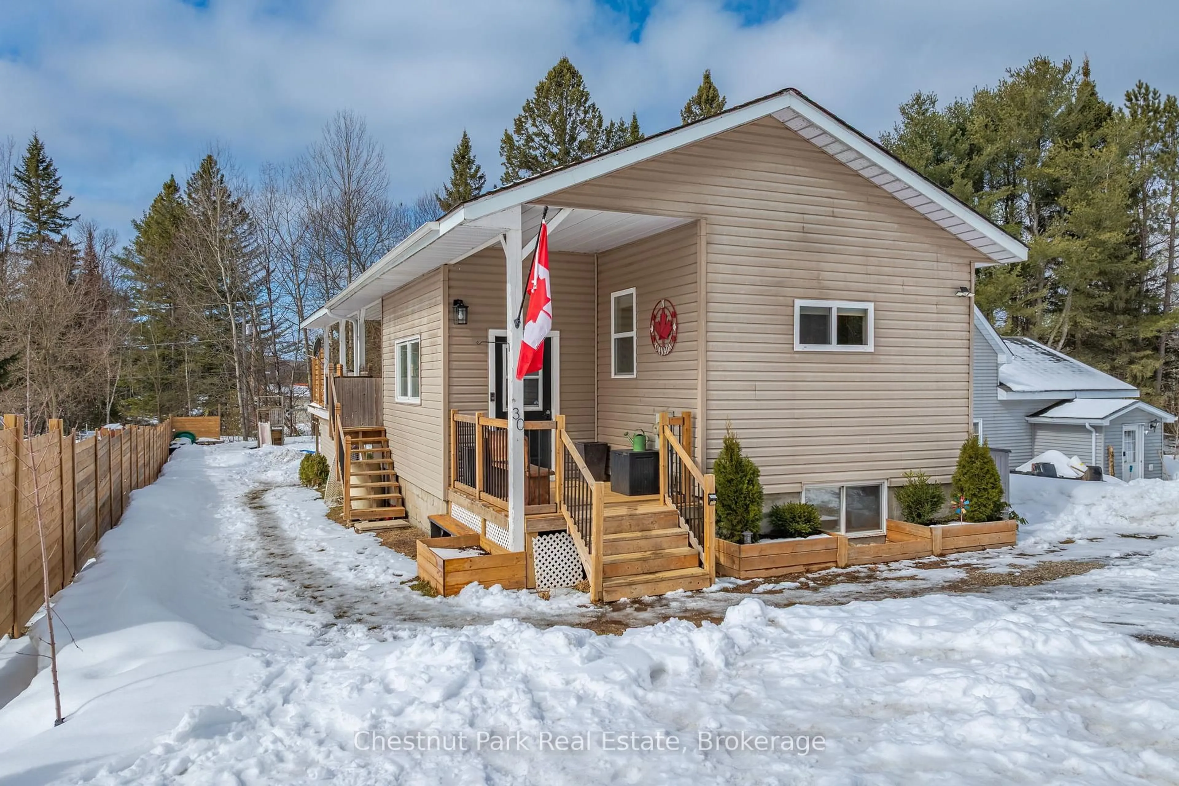 Unknown for 30 Empire St, Kearney Ontario P0A 1M0