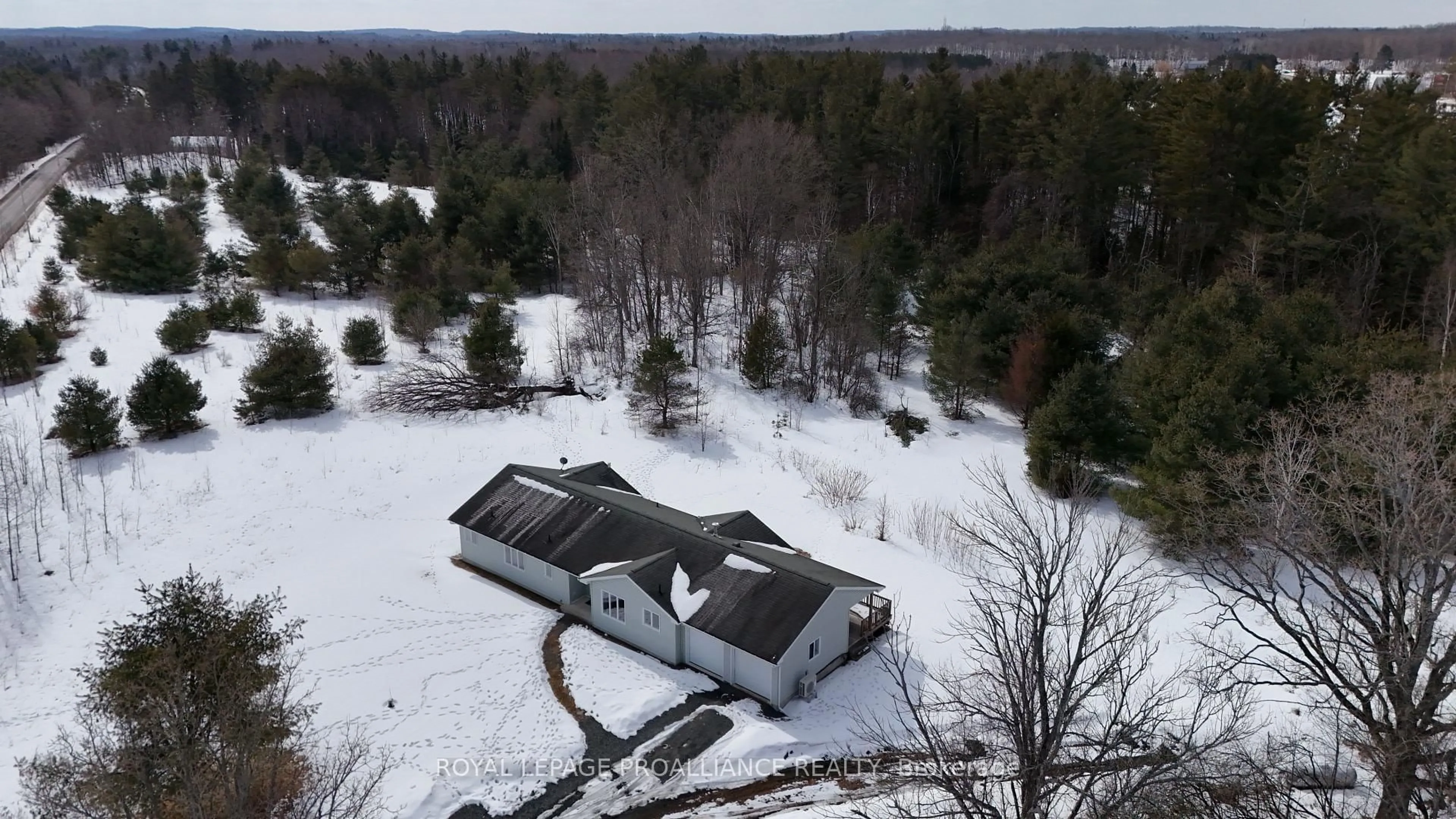A pic from outside/outdoor area/front of a property/back of a property/a pic from drone, unknown for 1297 Barry Rd, Madoc Ontario K0K 2K0