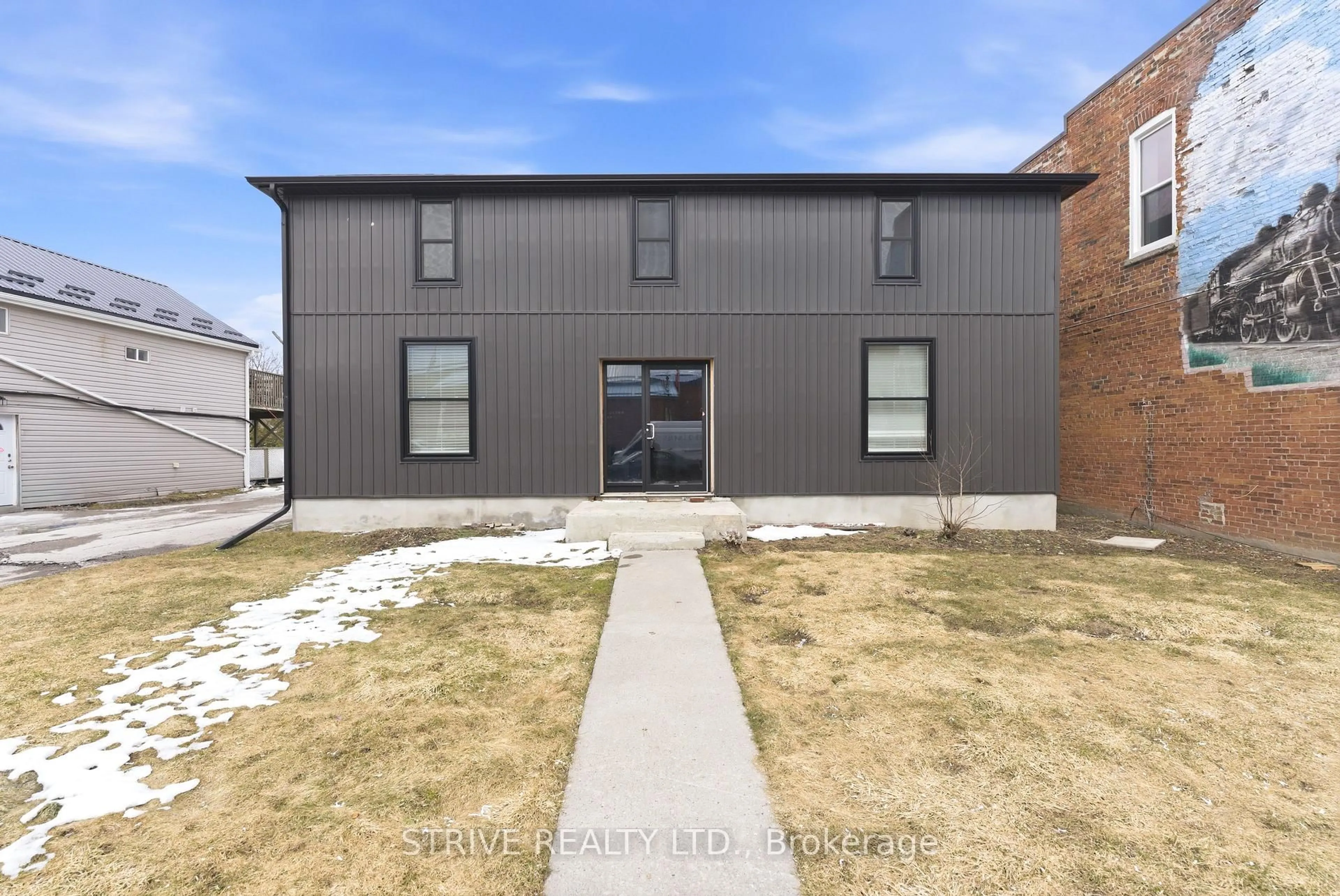 Unknown for 20 King St, Cavan Monaghan Ontario L0A 1G0