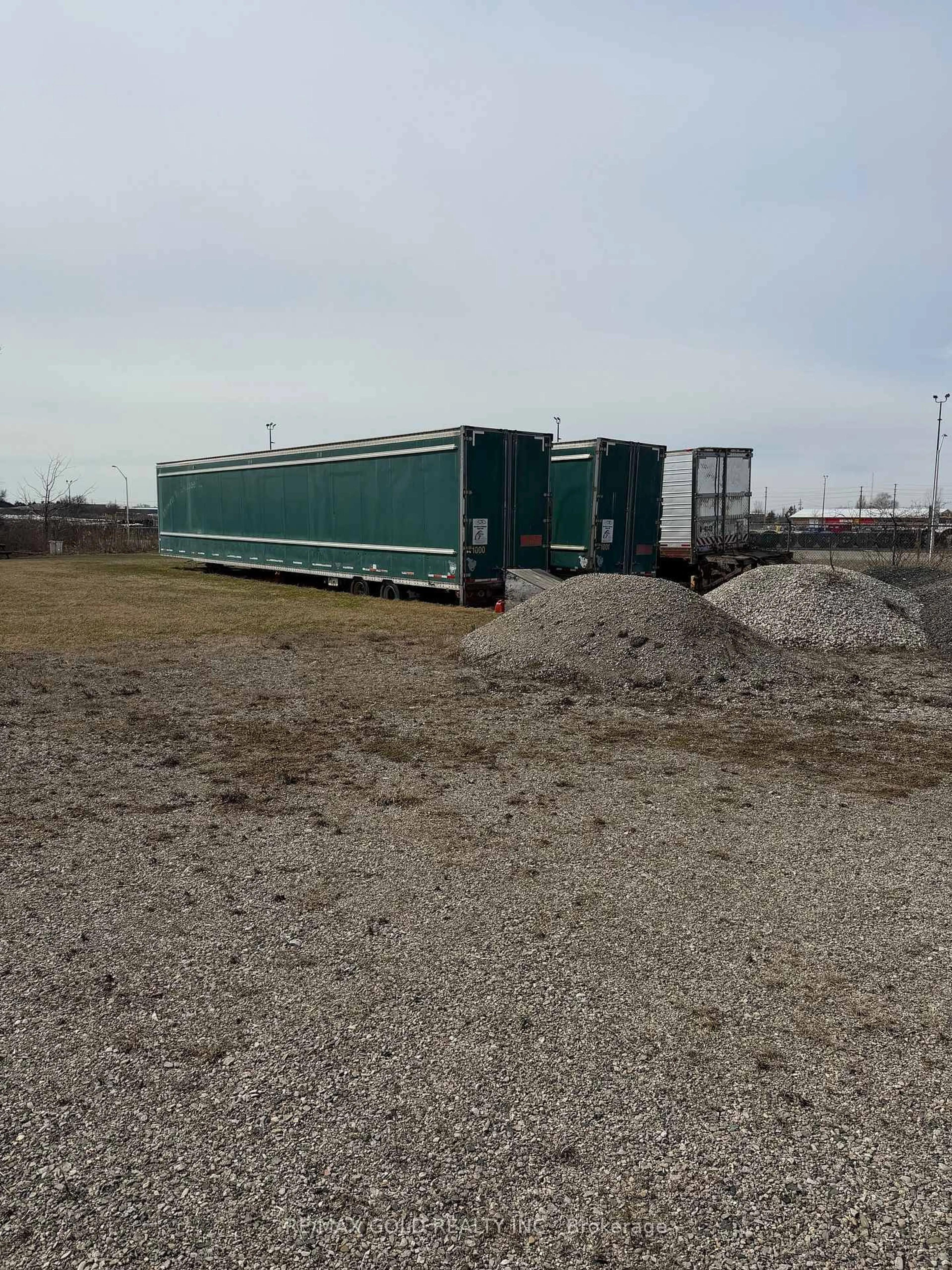 Shed for 455 S EDGEWARE RD. Rd, St. Thomas Ontario N5P 4K6