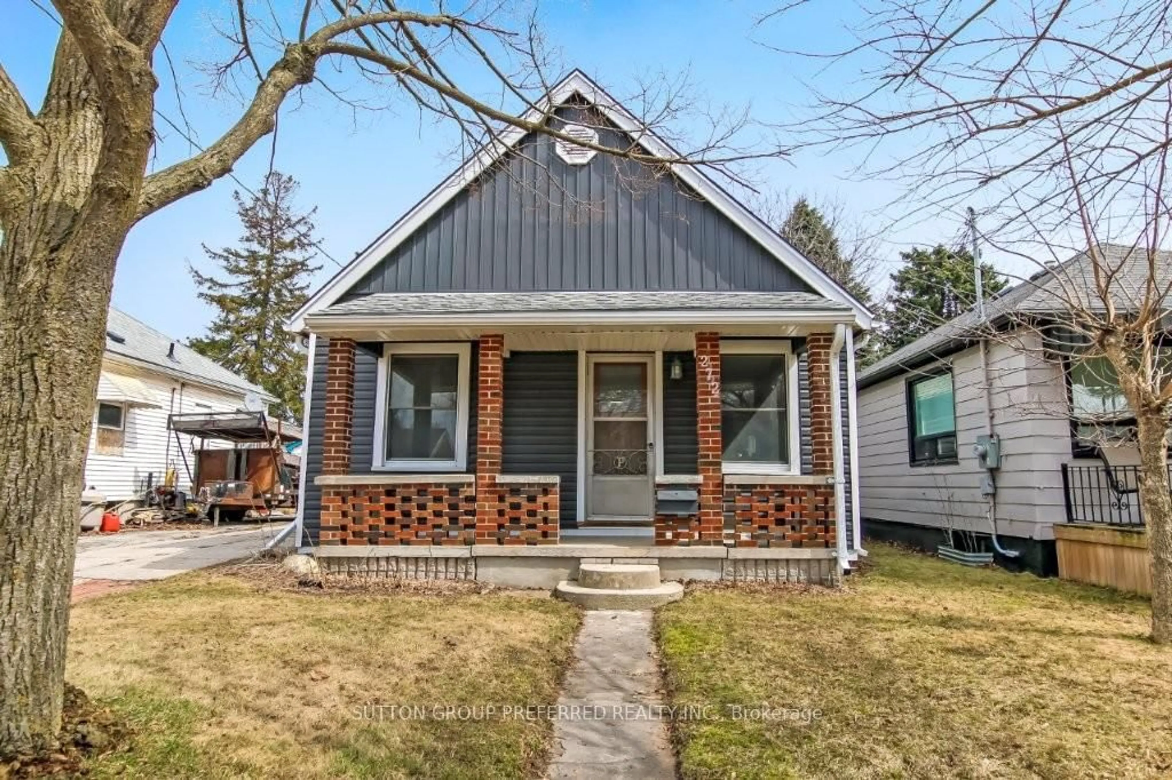 Home with brick exterior material, street for 272 Sanders St, London East Ontario N5Z 2T2