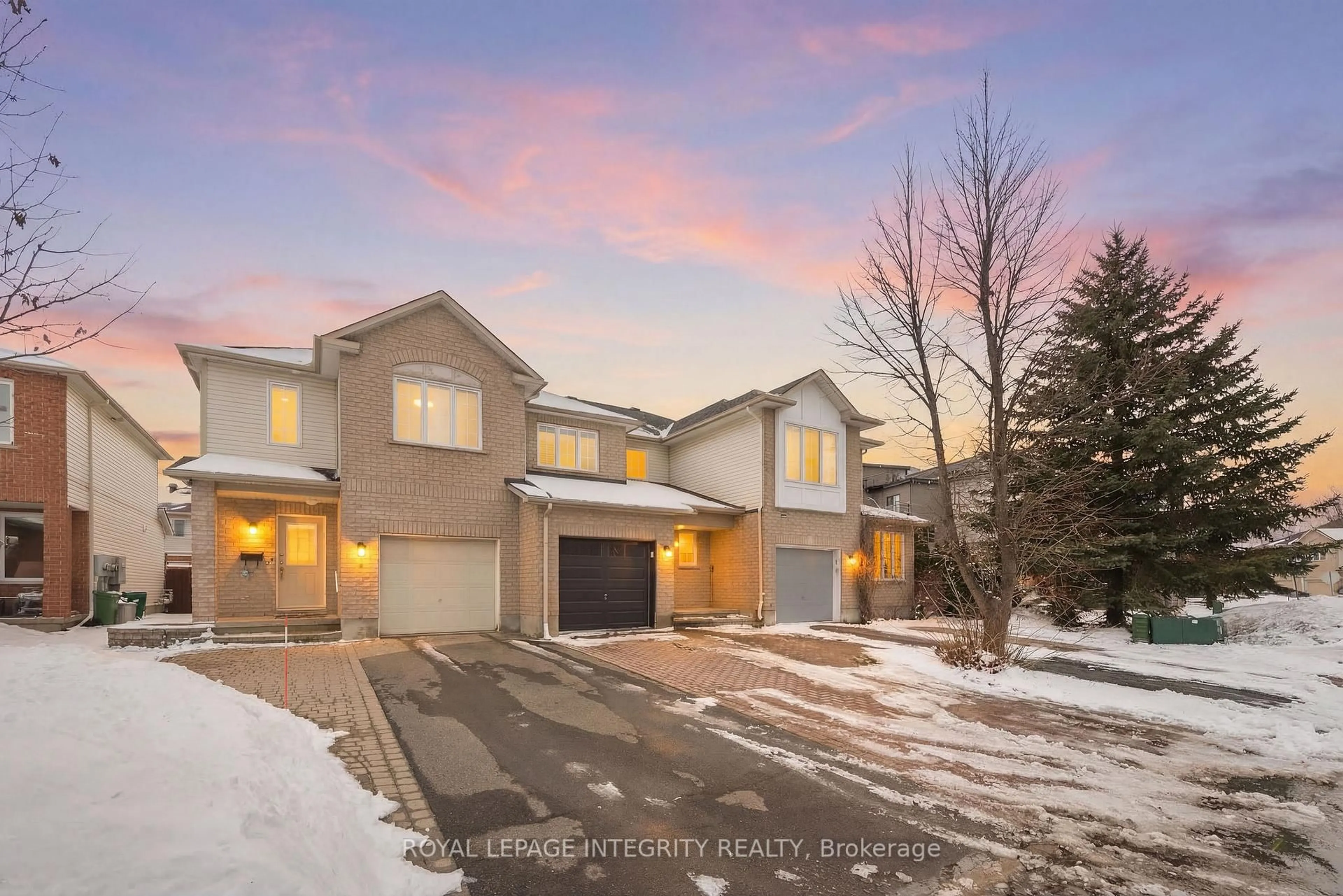 A pic from outside/outdoor area/front of a property/back of a property/a pic from drone, street for 4 Binbury Way, Ottawa Ontario K1T 4B7