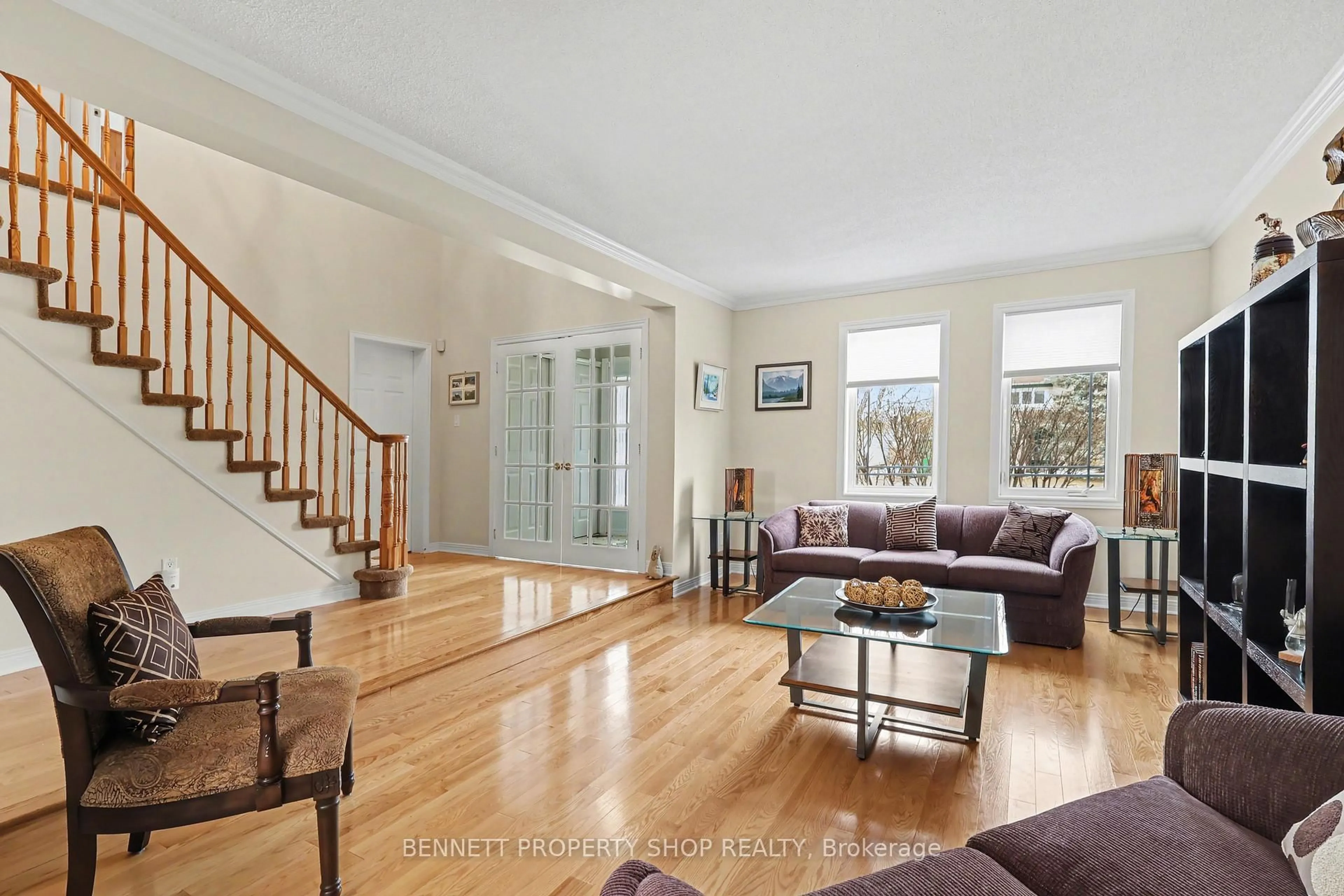 Living room with furniture, unknown for 1476 Bourcier Dr, Orleans Ontario K1E 3J8