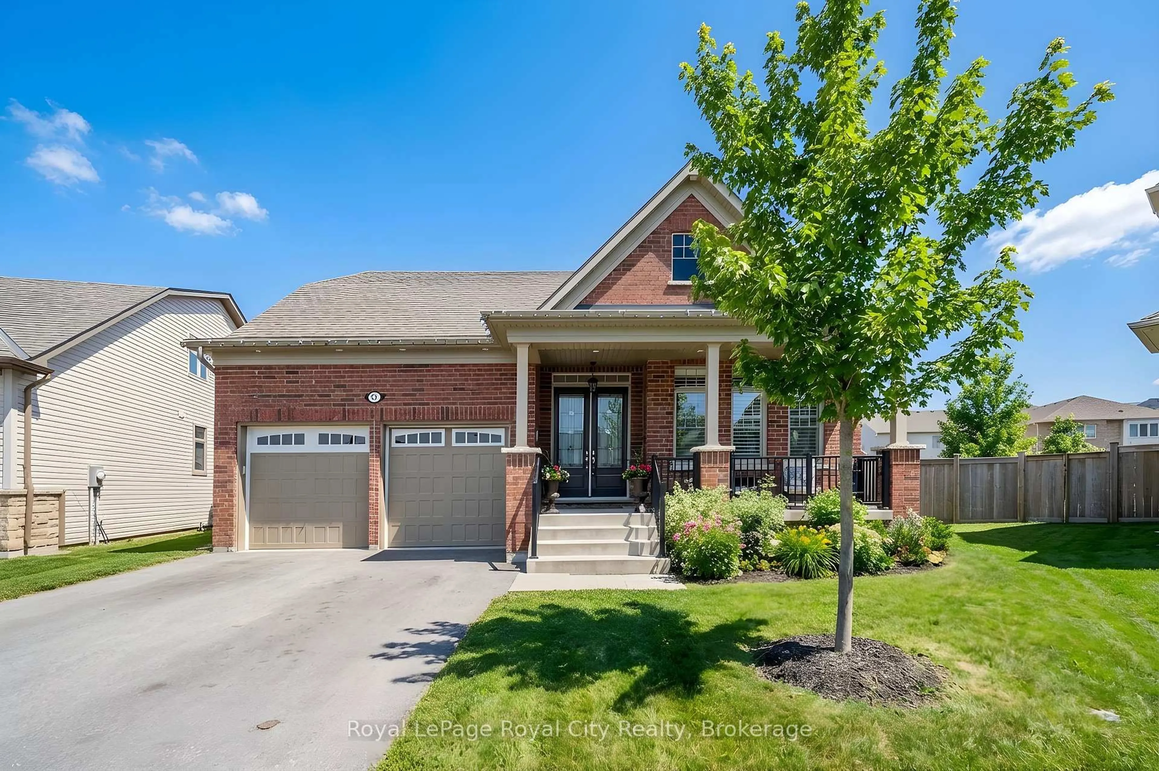 Home with brick exterior material, street for 31 Conlin Crt, Centre Wellington Ontario N1M 0H2