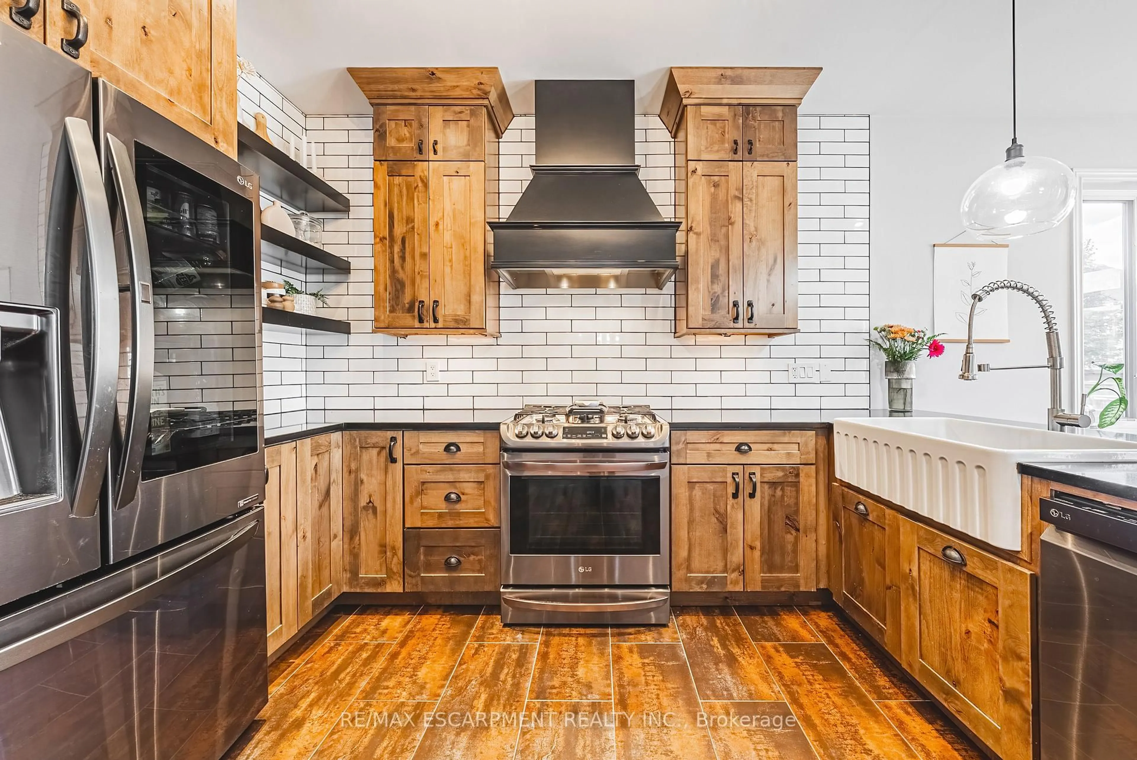 Rustic kitchen, ceramic/tile floor for 8 Matteo Tr, Hamilton Ontario L9B 0E8