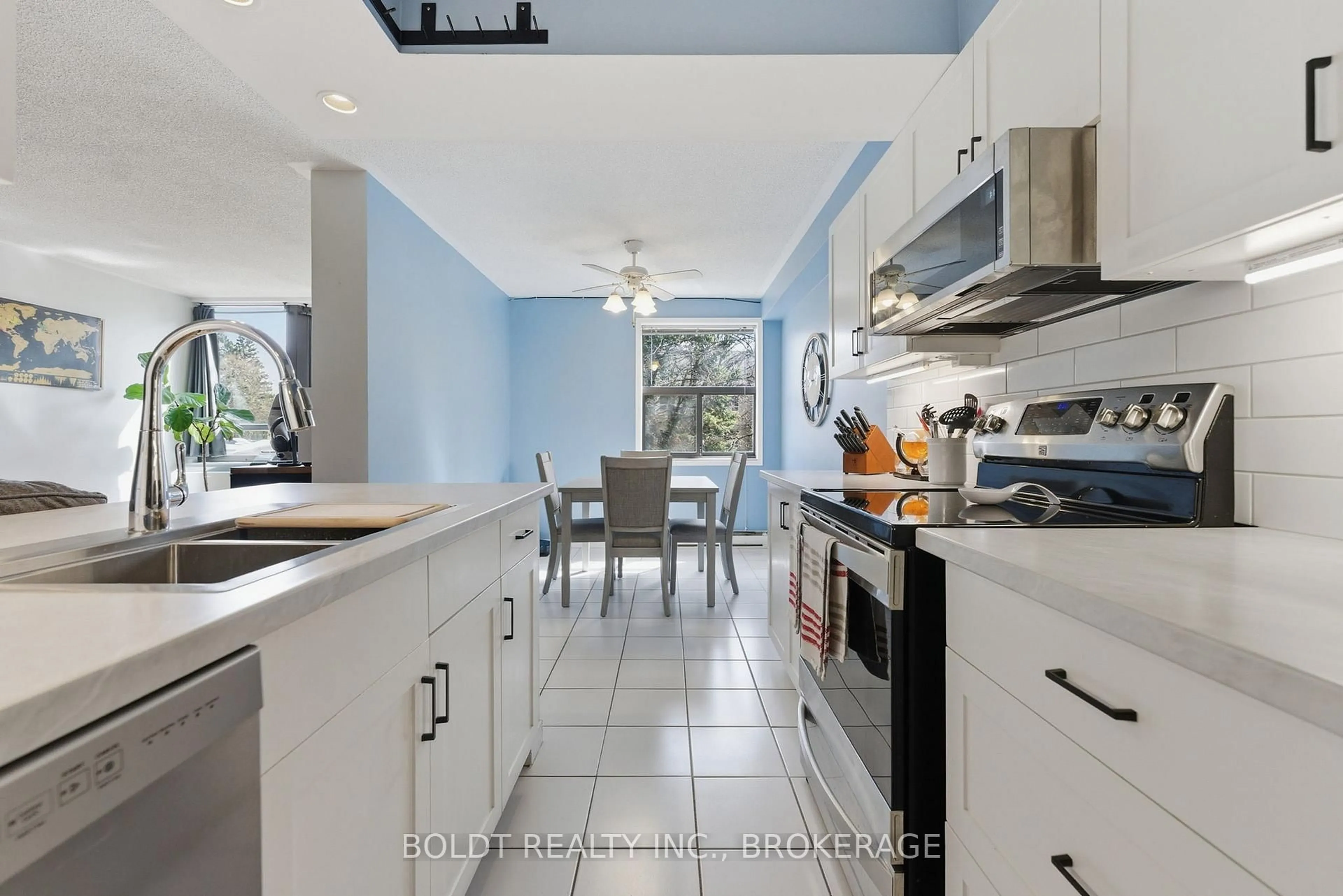 Open concept kitchen, ceramic/tile floor for 10 Ajax St, Guelph Ontario N1H 7N6