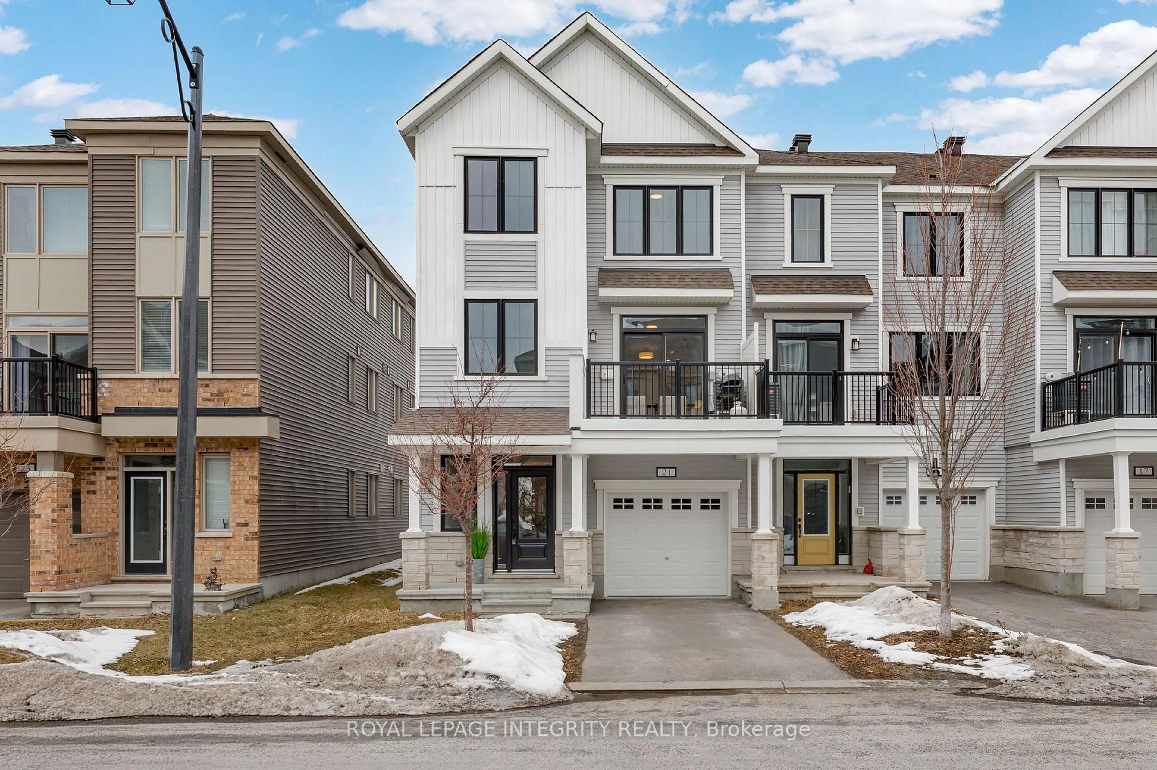 Home with brick exterior material, street for 21 Caspian Row, Ottawa Ontario K2V 0R7