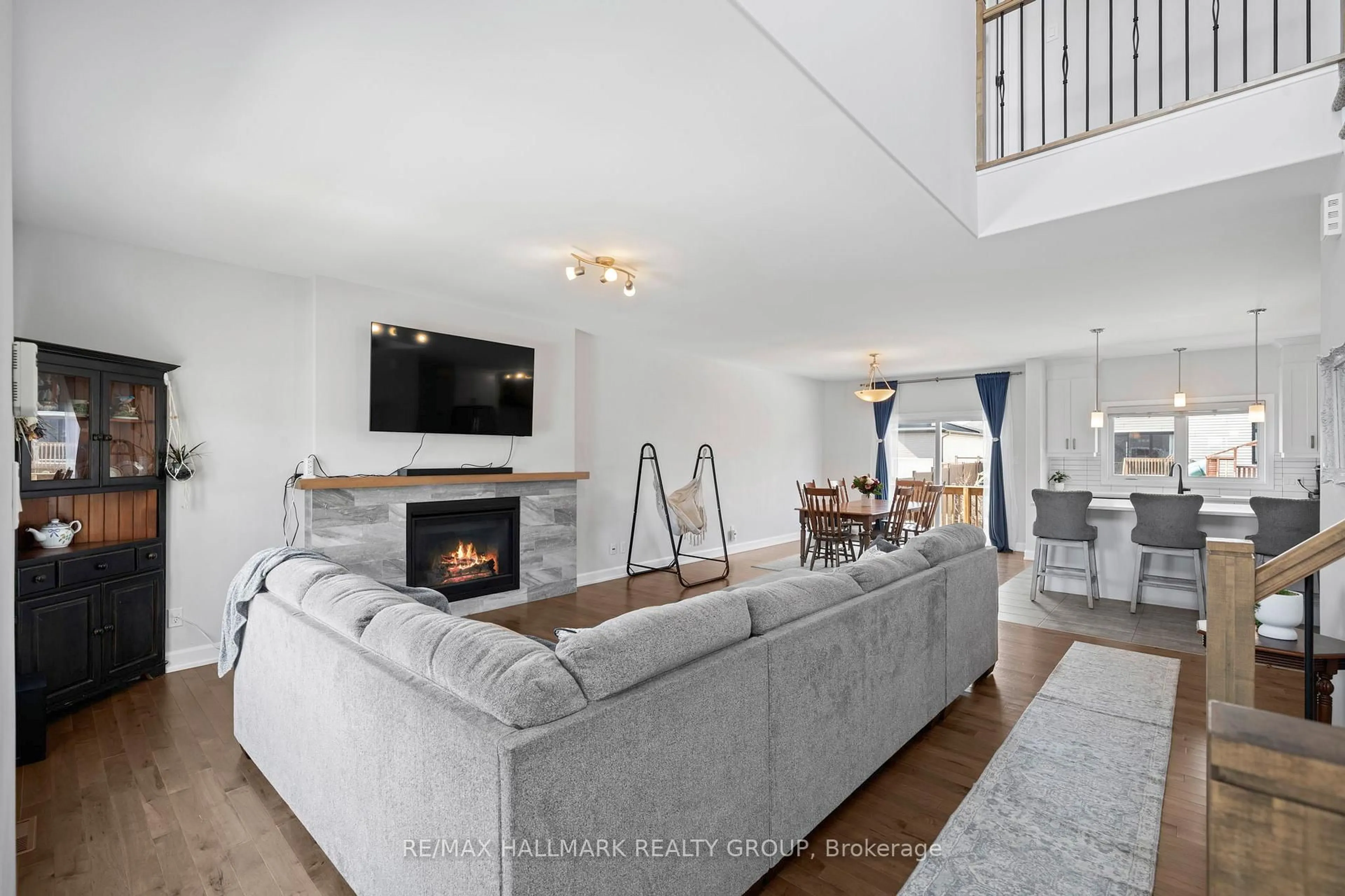 Living room with furniture, unknown for 293 Central Park, Russell Ontario K4R 0G2