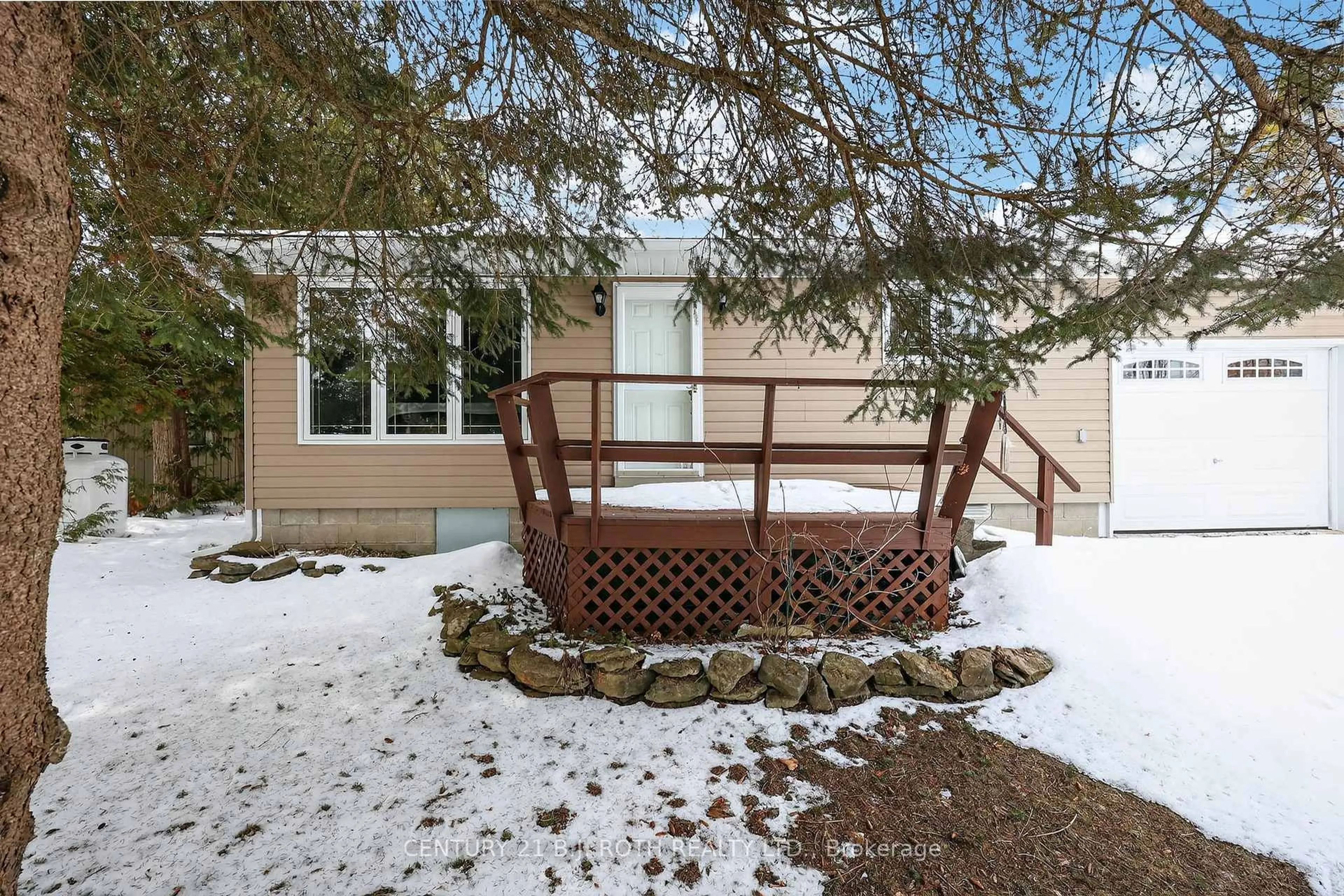 Patio, unknown for 21 Treewood Lane, Kawartha Lakes Ontario K0M 2B0