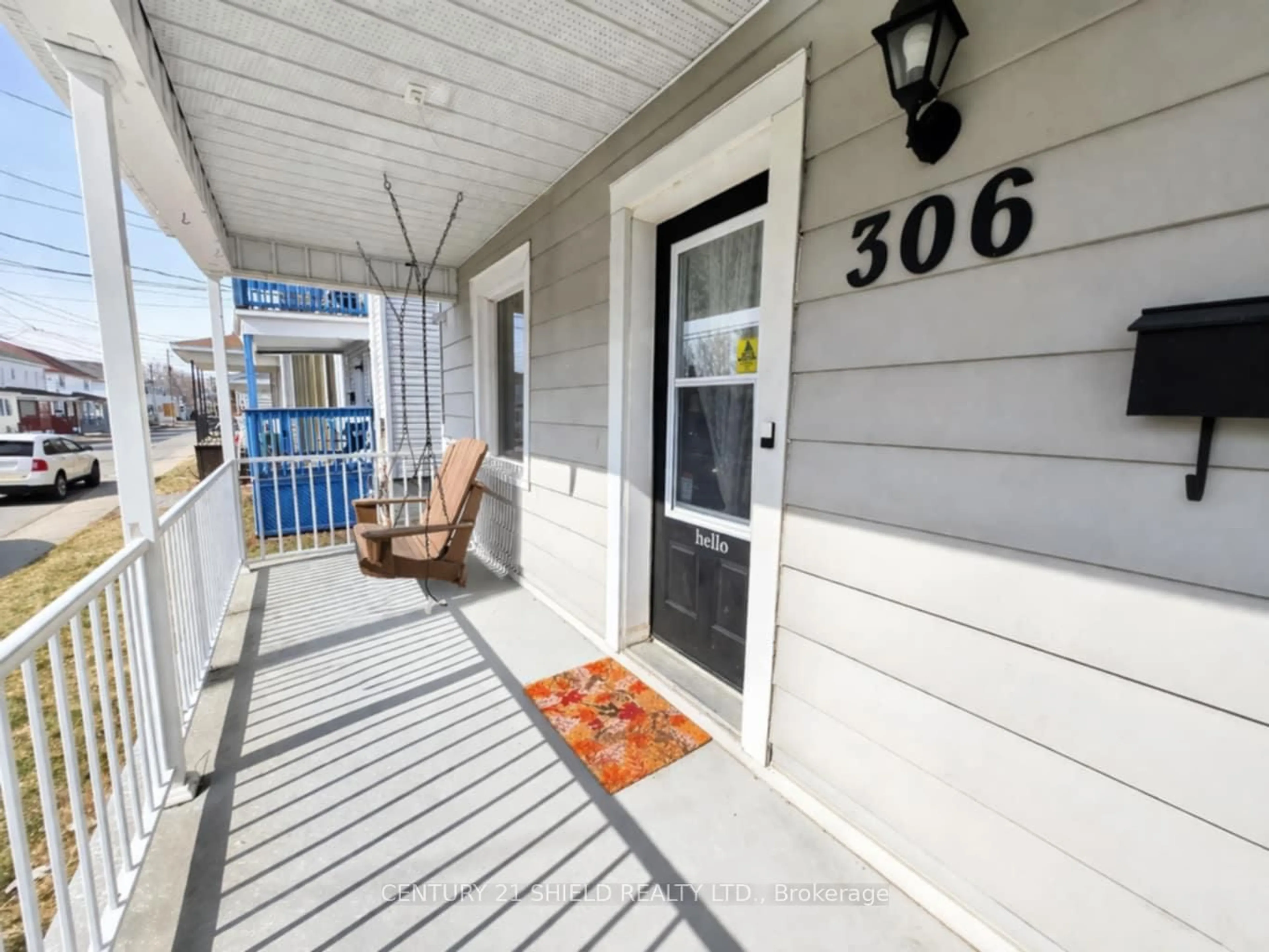 Unknown for 306 Prince Arthur St, Cornwall Ontario K6H 4N9