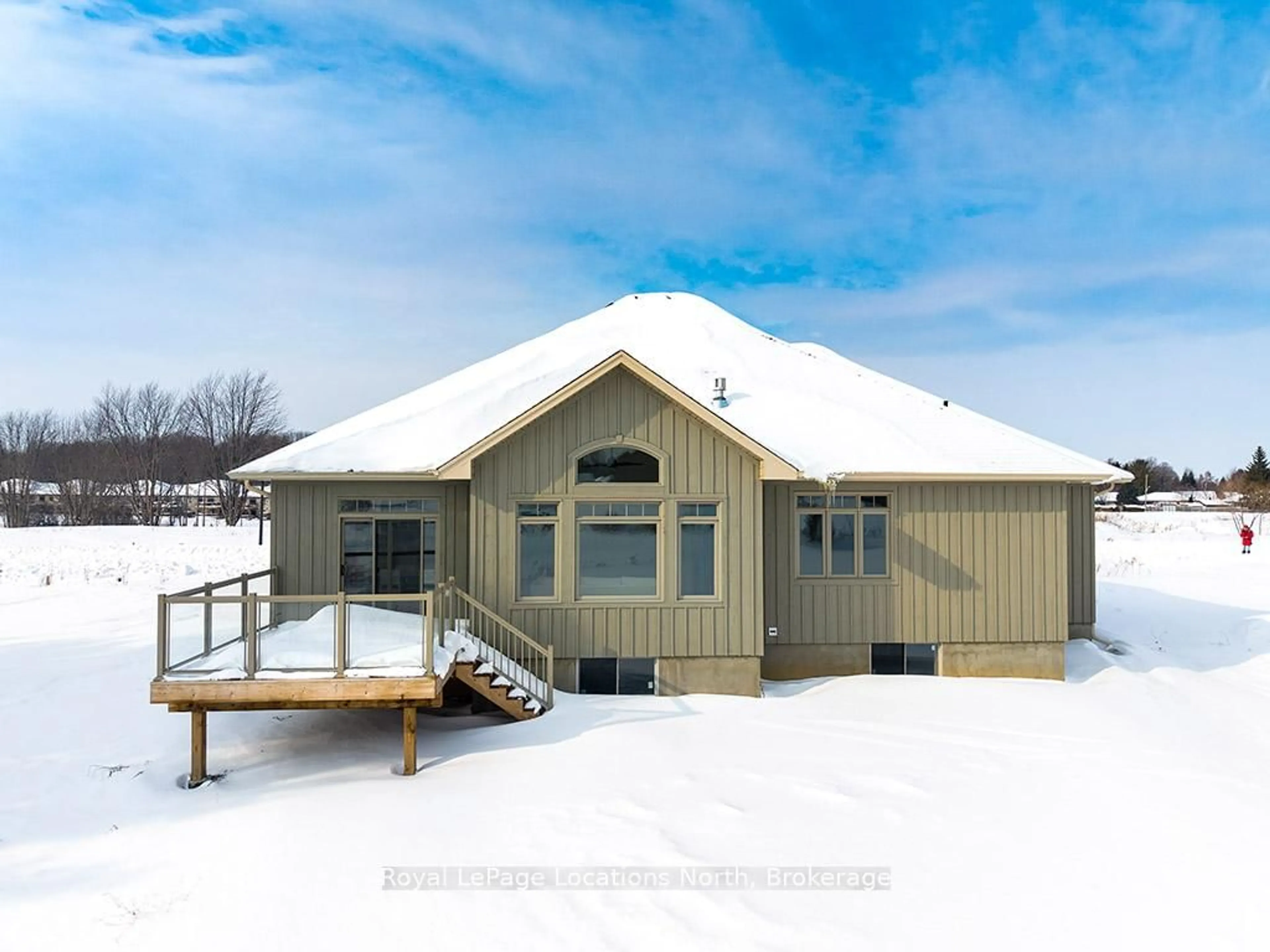 Home with vinyl exterior material, unknown for 16 Hilton Lane #27, Meaford Ontario N4L 1L8