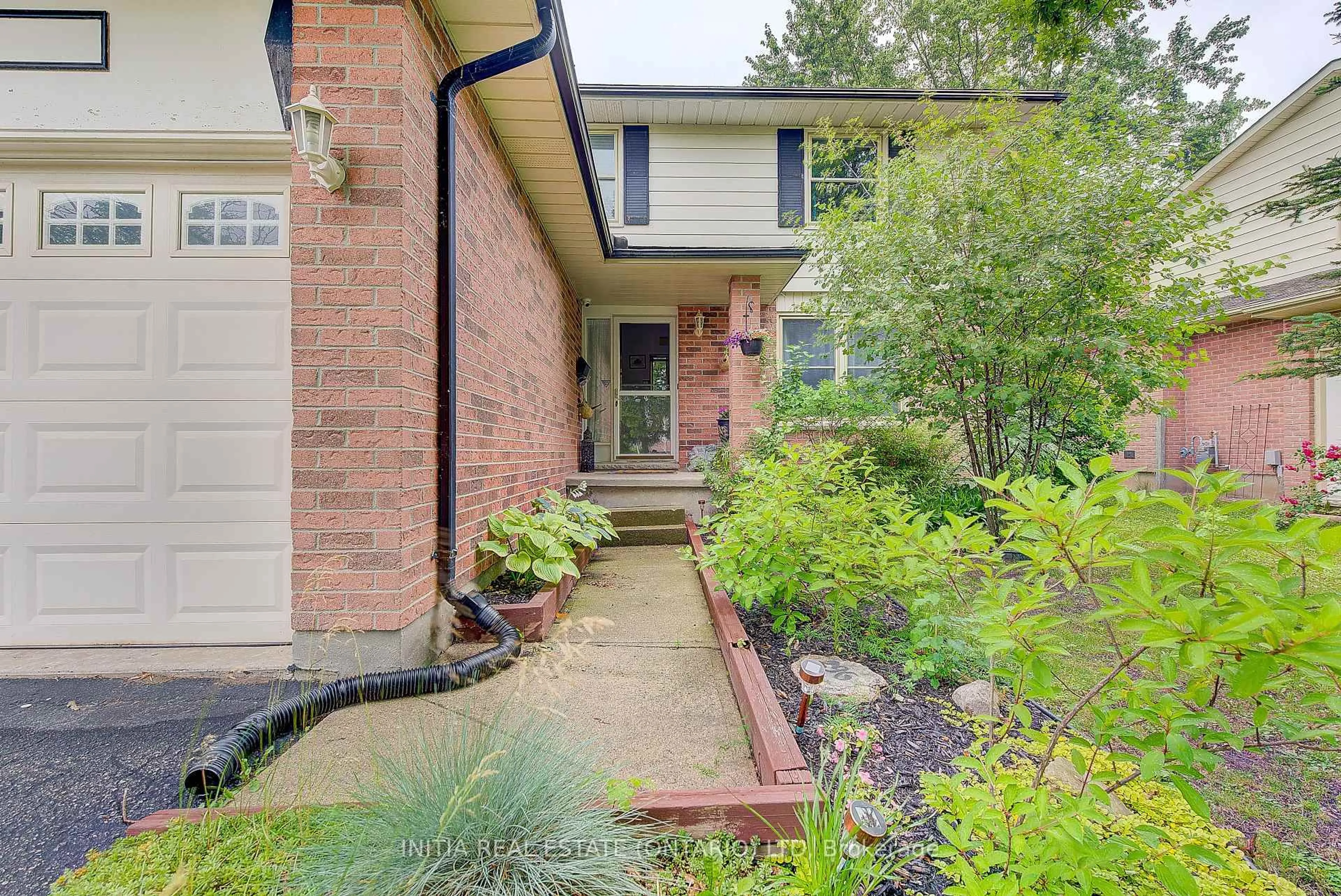 Home with brick exterior material, street for 296 Castlegrove Blvd, London North Ontario N6G 3T5