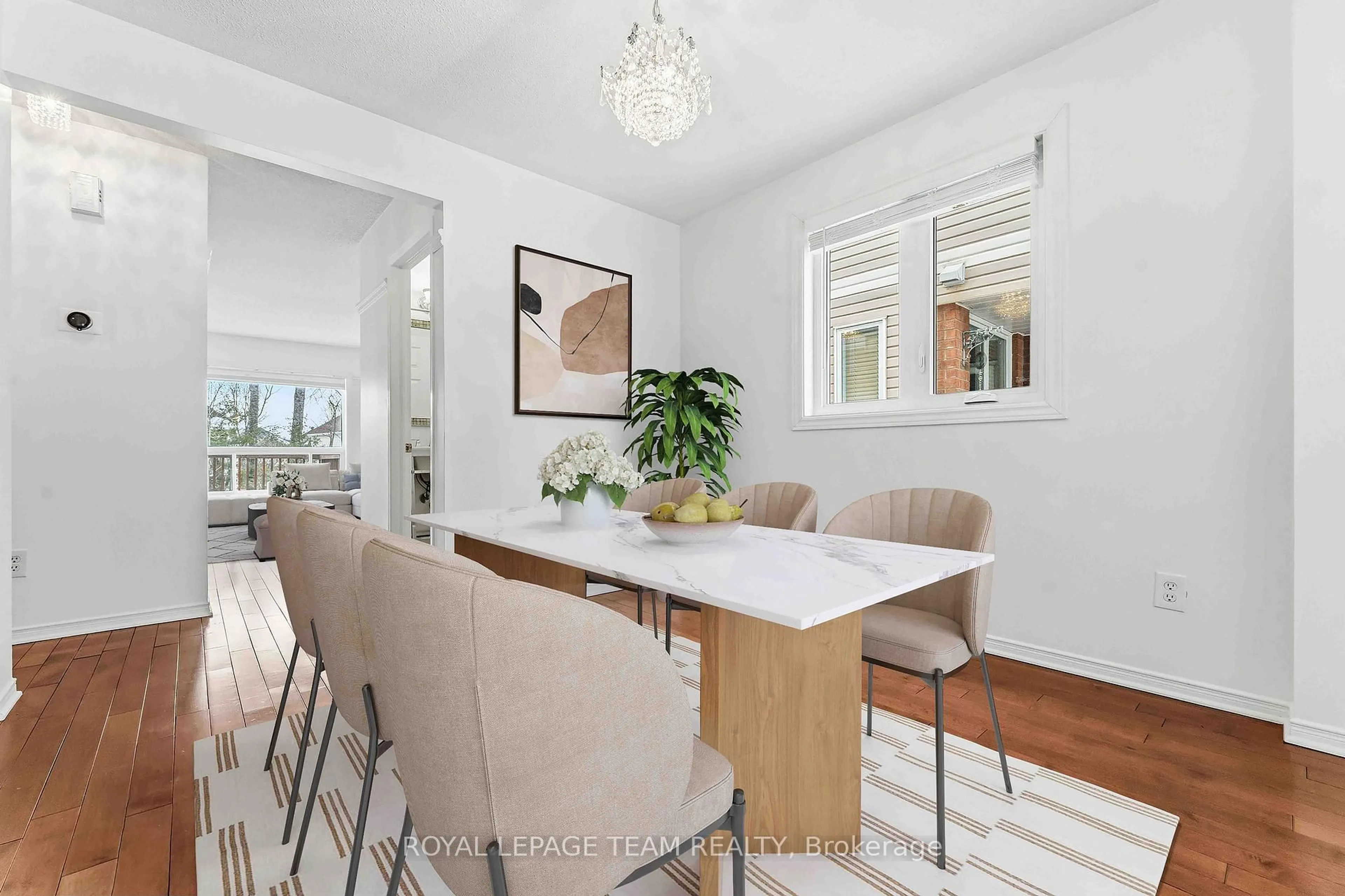 Dining room, unknown for 27 Highmont Crt, Kanata Ontario K2T 1B3