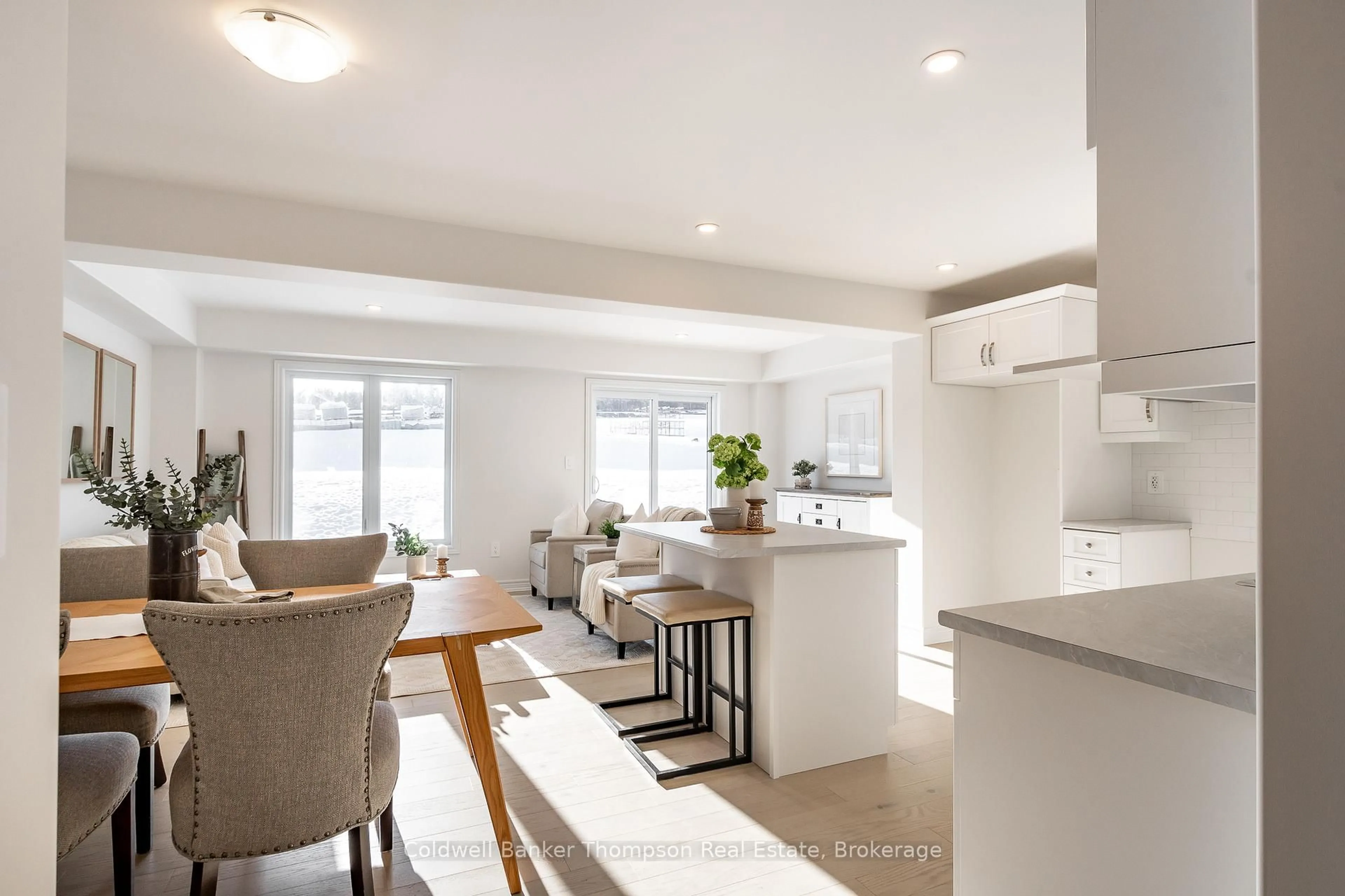 Open concept kitchen, ceramic/tile floor for 39 Charles Morley Blvd, Huntsville Ontario P1H 0G5