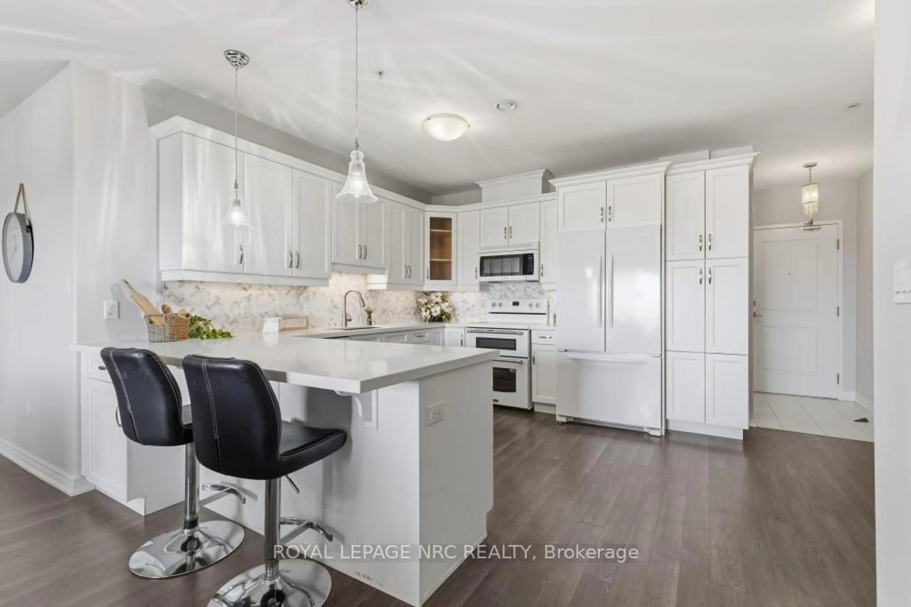 Open concept kitchen, unknown for 379 Scott St #401, St. Catharines Ontario L2M 3W2