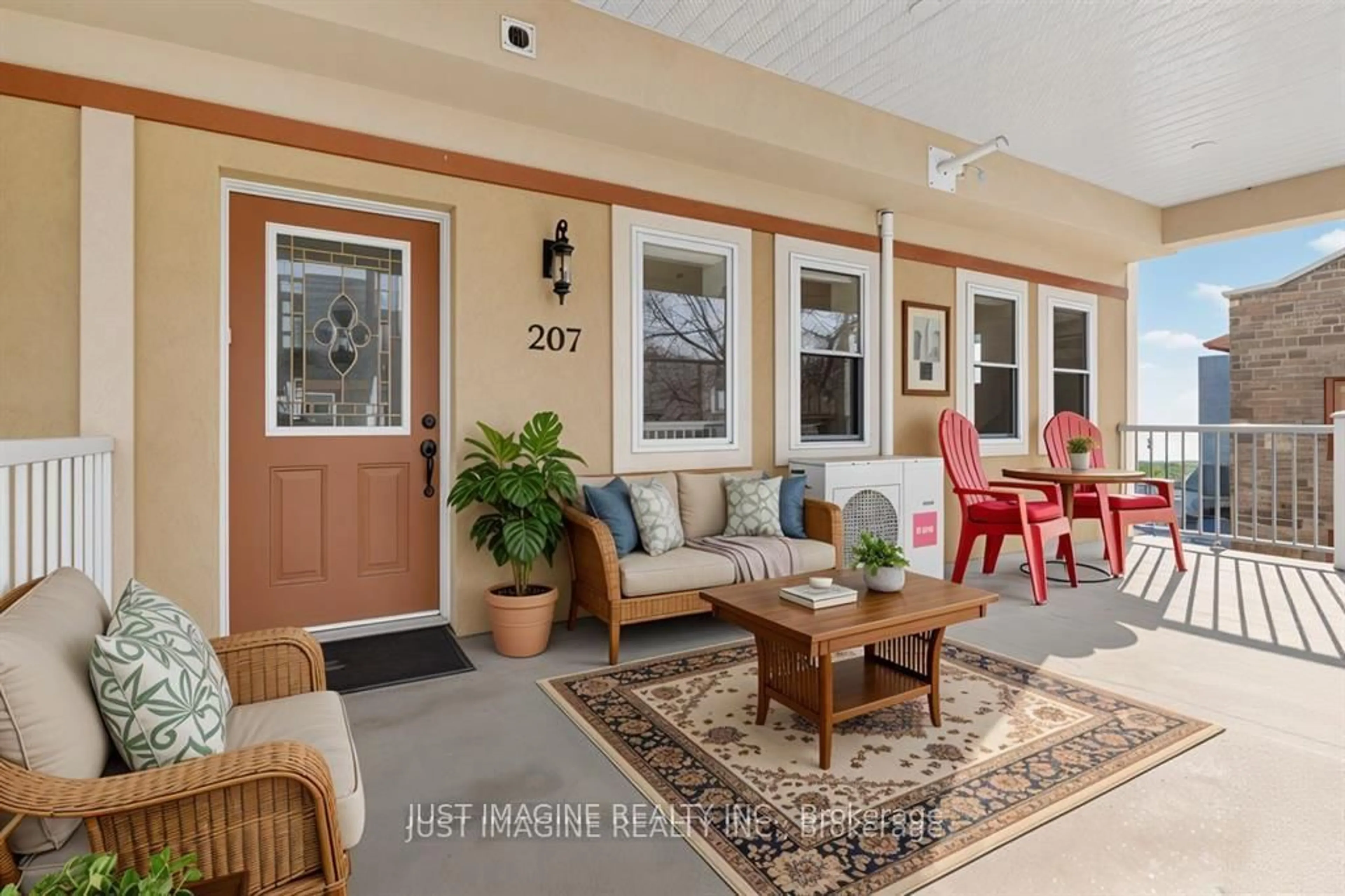 Indoor entryway for 175 Water St #207, Prescott Ontario K0E 1T0