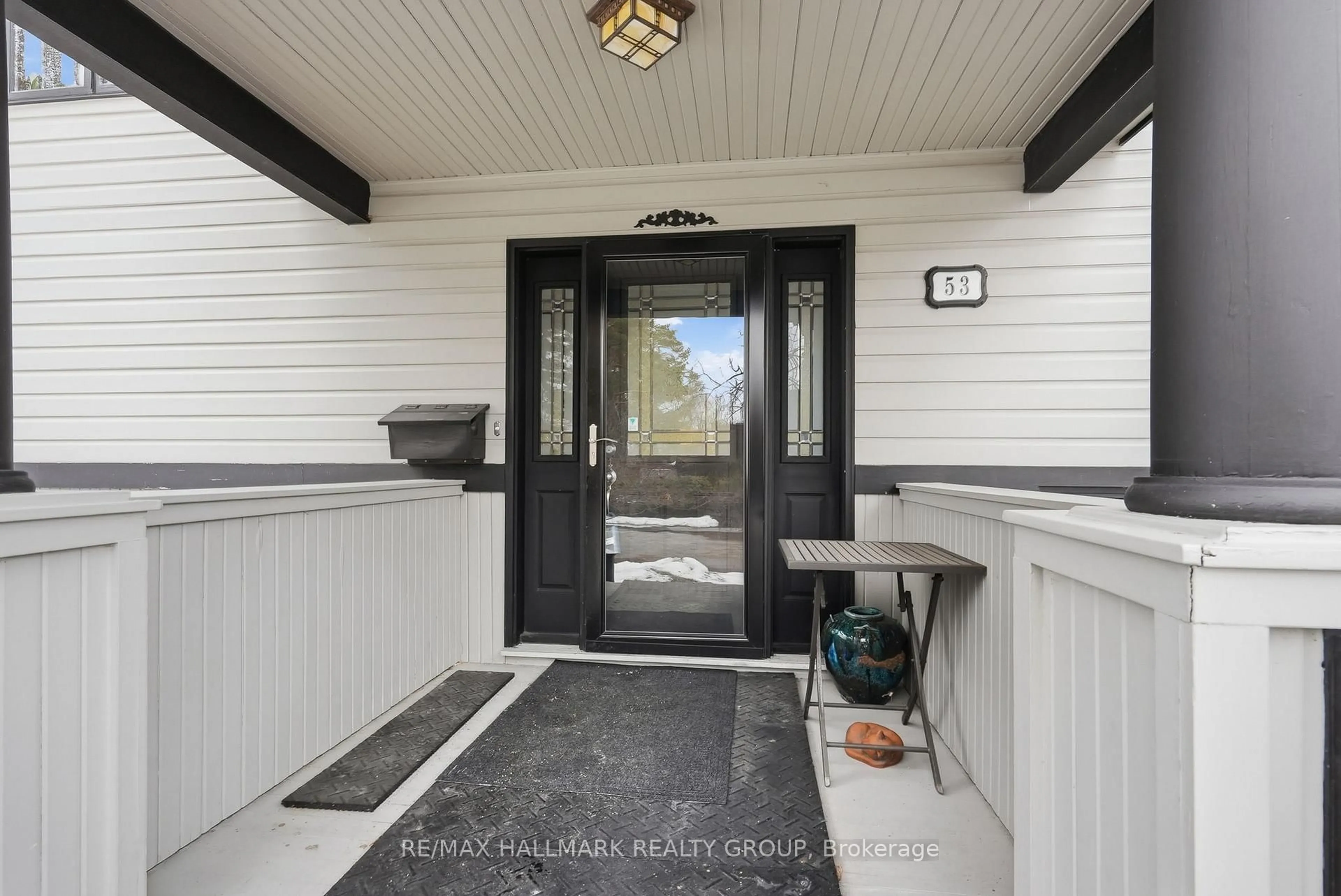 Indoor entryway for 53 Scrivens St, Ottawa Ontario K2B 8M6