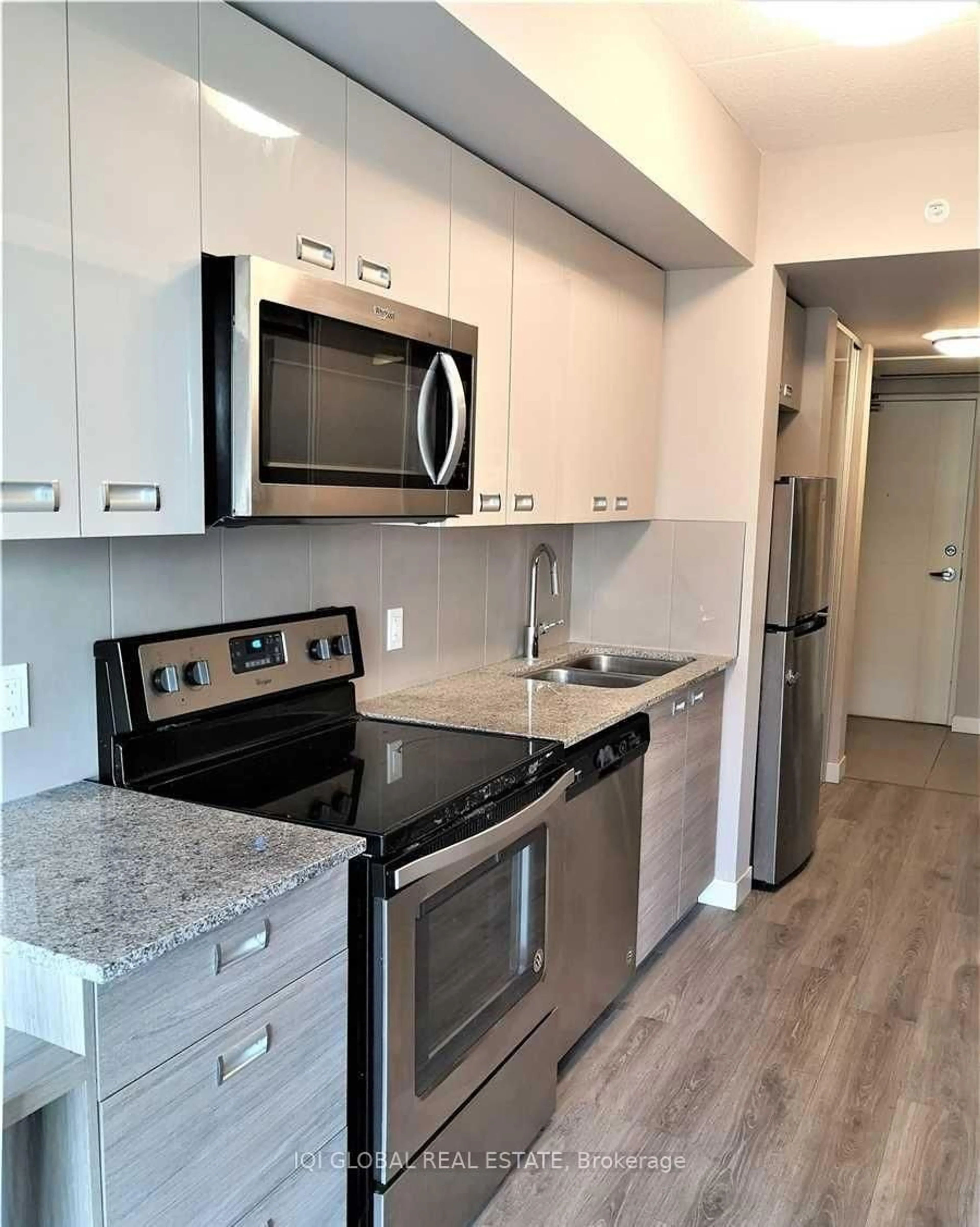 Standard kitchen, unknown for 308 Lester St #317, Waterloo Ontario N2L 0H9