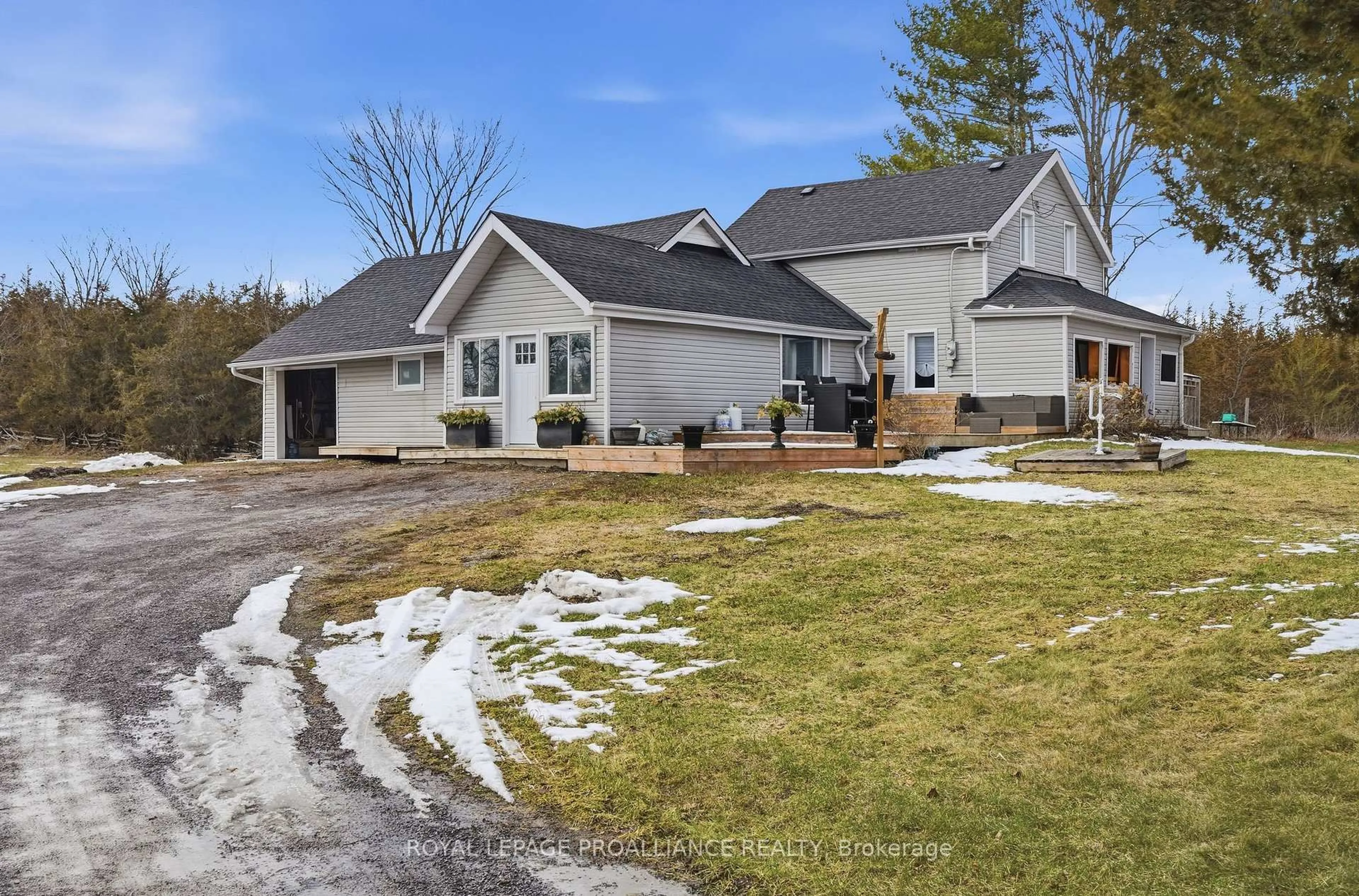 Unknown for 1957 READ Rd, Belleville Ontario K0K 2Y0