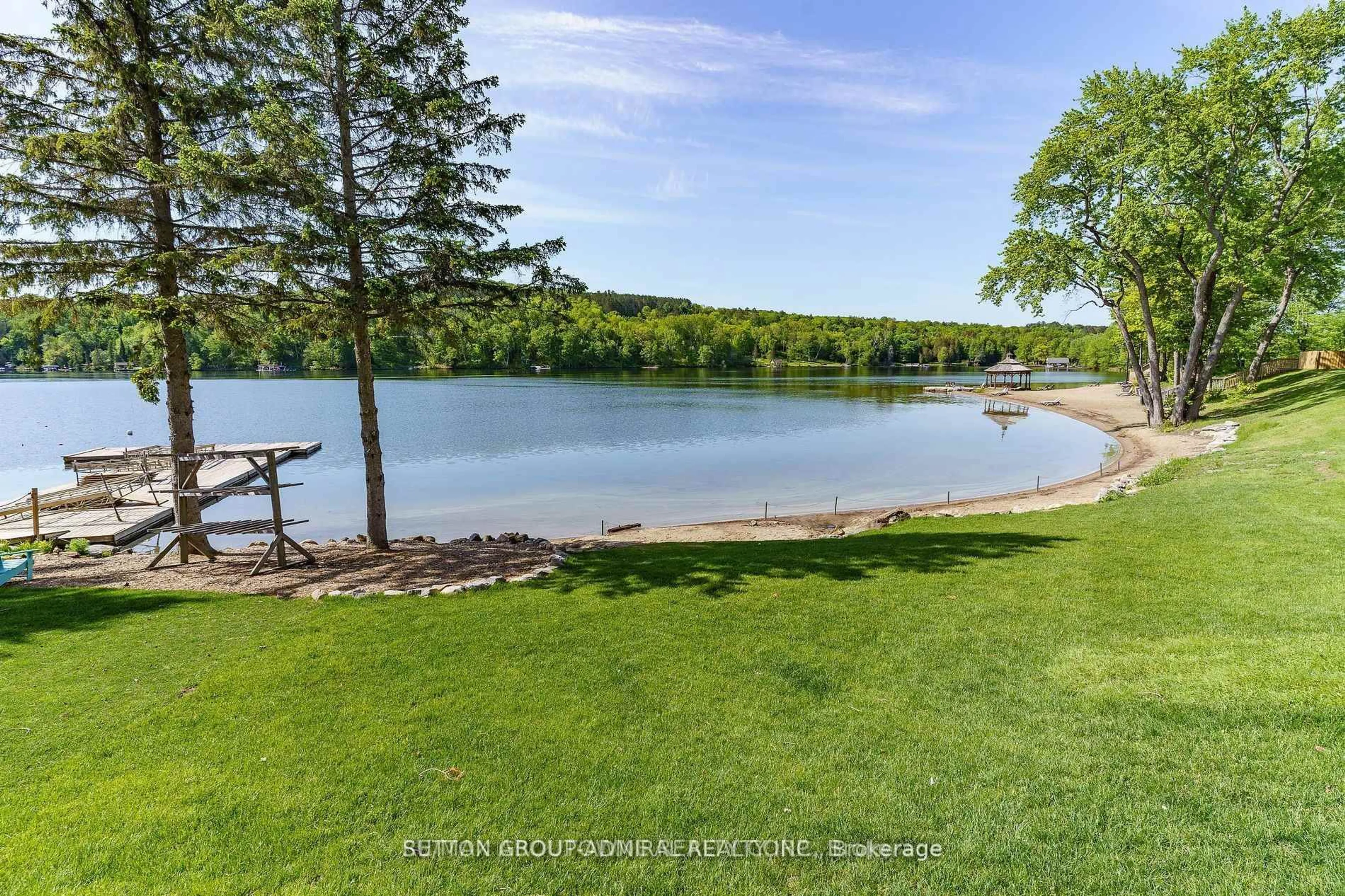Patio, water/lake/river/ocean view for 25 Pen Lake Point Rd #425, Huntsville Ontario P1H 1A9