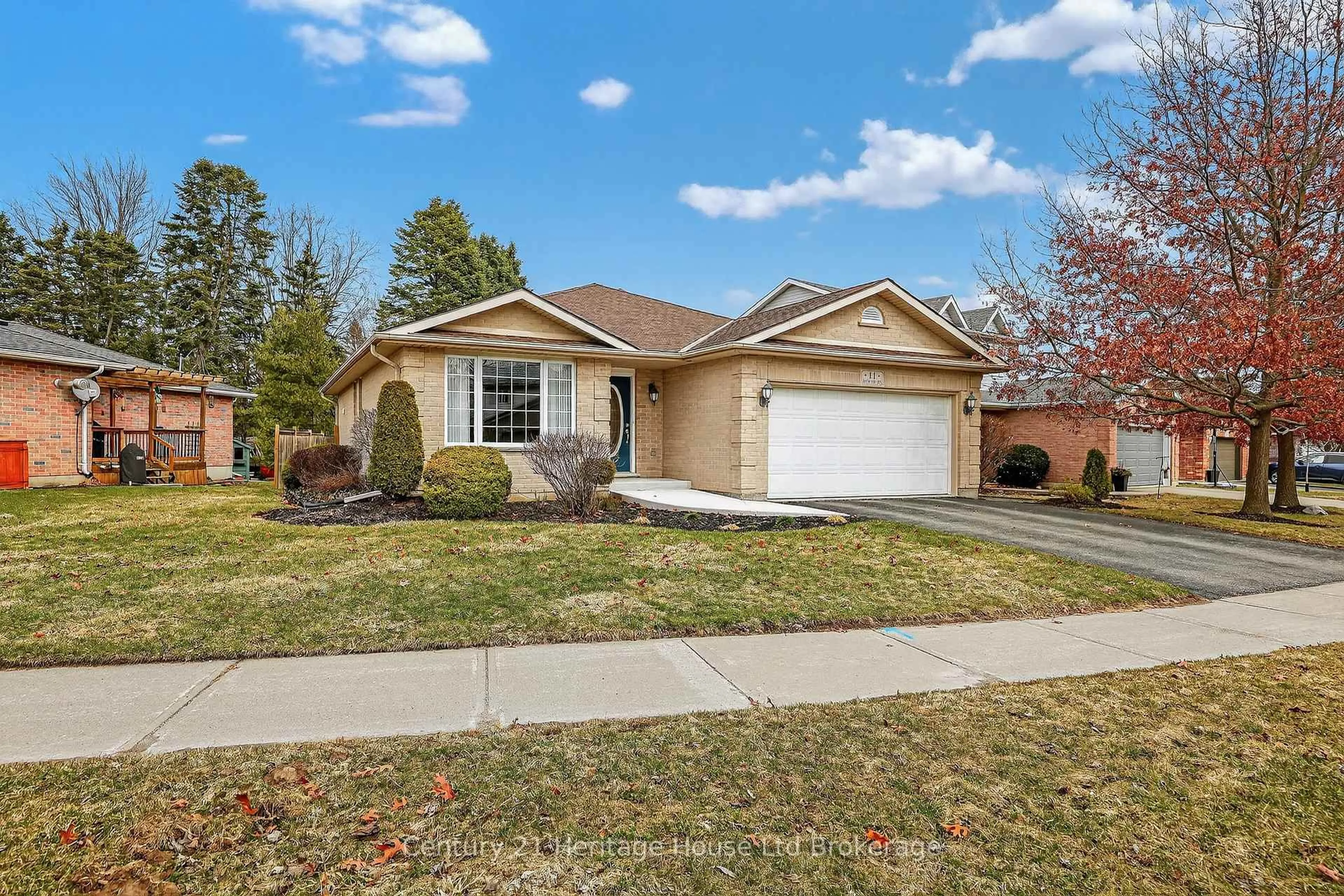 Home with brick exterior material, street for 11 Mccreery Rd, Ingersoll Ontario N5C 4E9