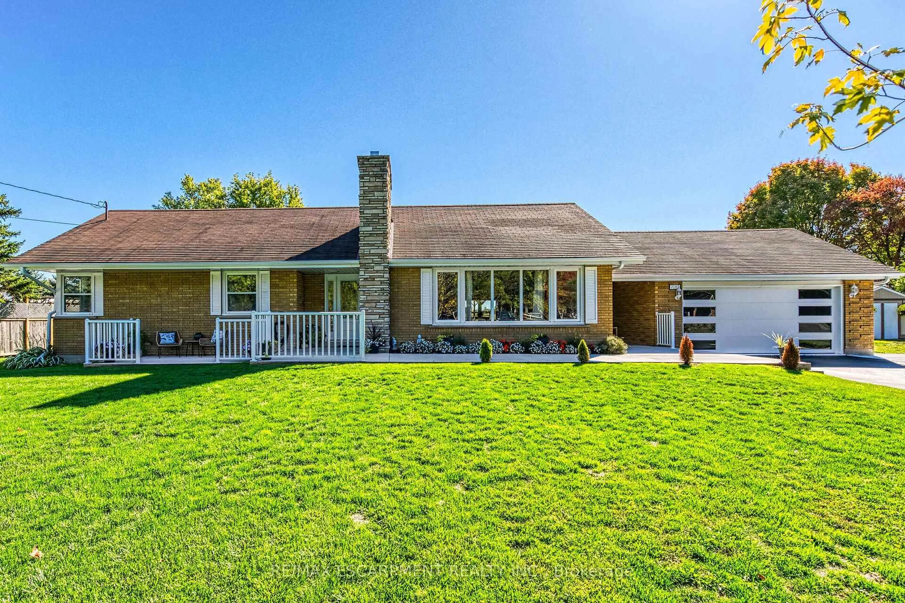 Home with brick exterior material, unknown for 7082 Rainham Rd, Haldimand Ontario N1A 2W8