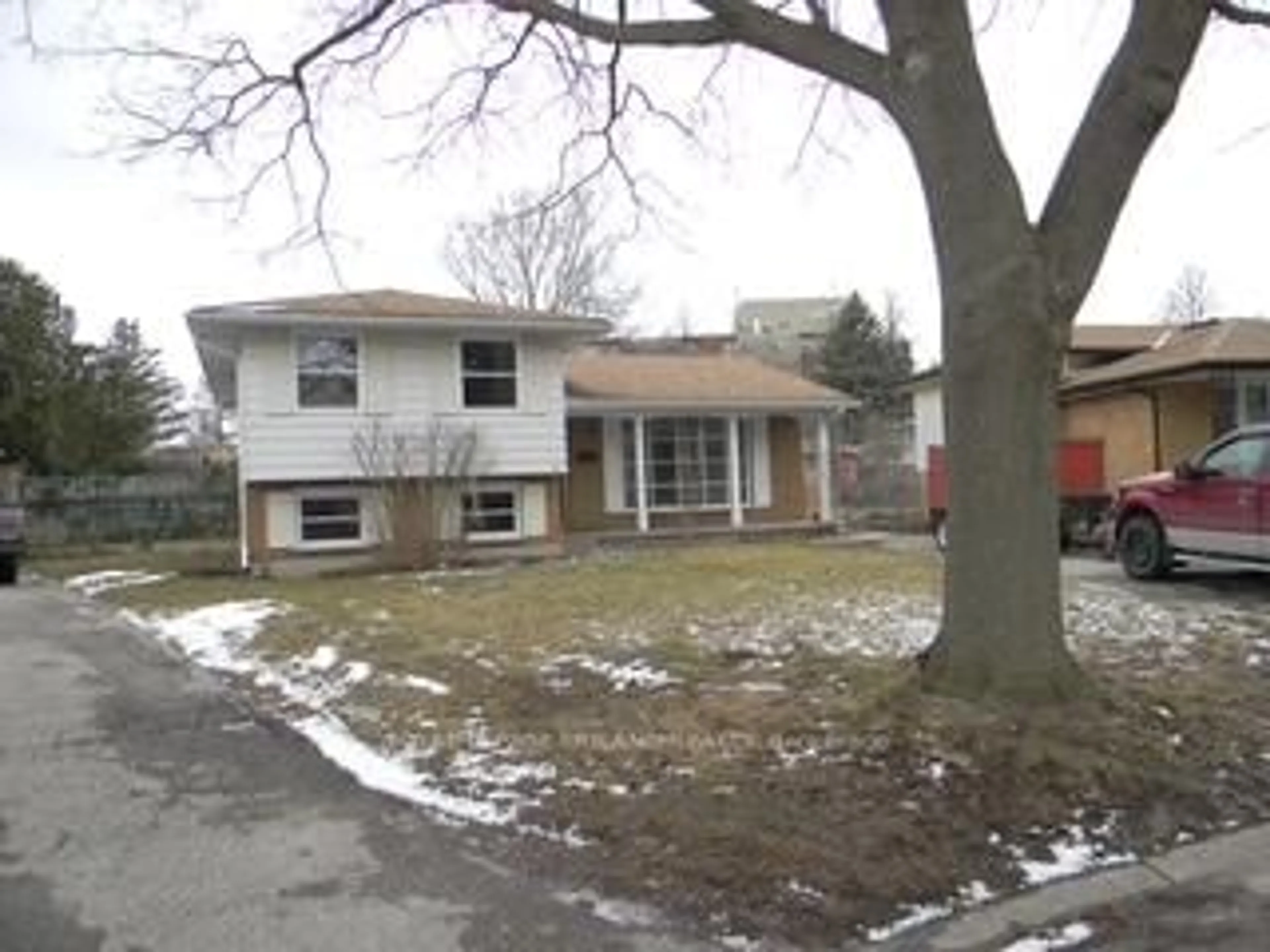 Unknown for 94 Paperbirch Cres, London North Ontario N6G 1L7