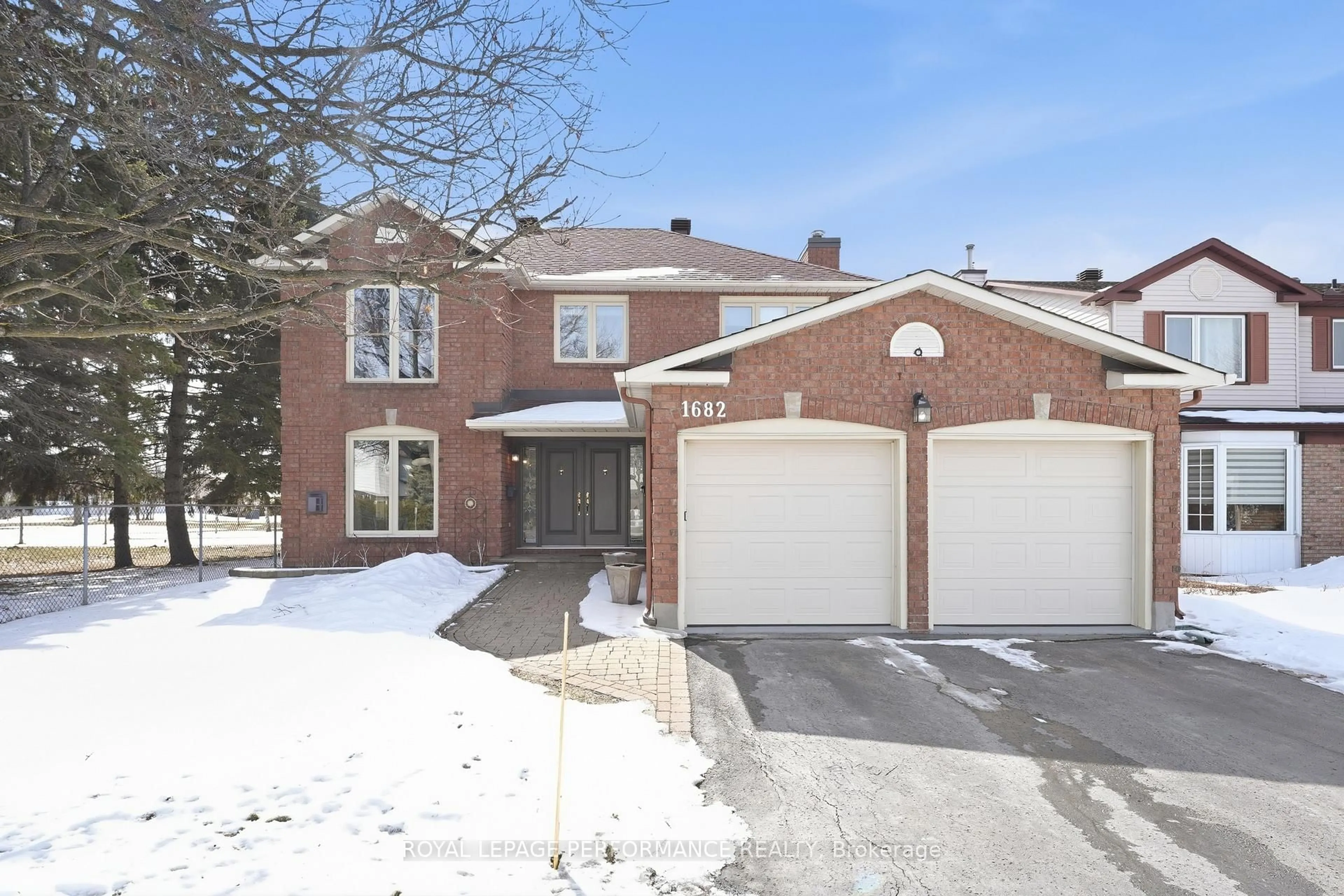 Unknown for 1682 Barrington St, Orleans Ontario K1C 4W8