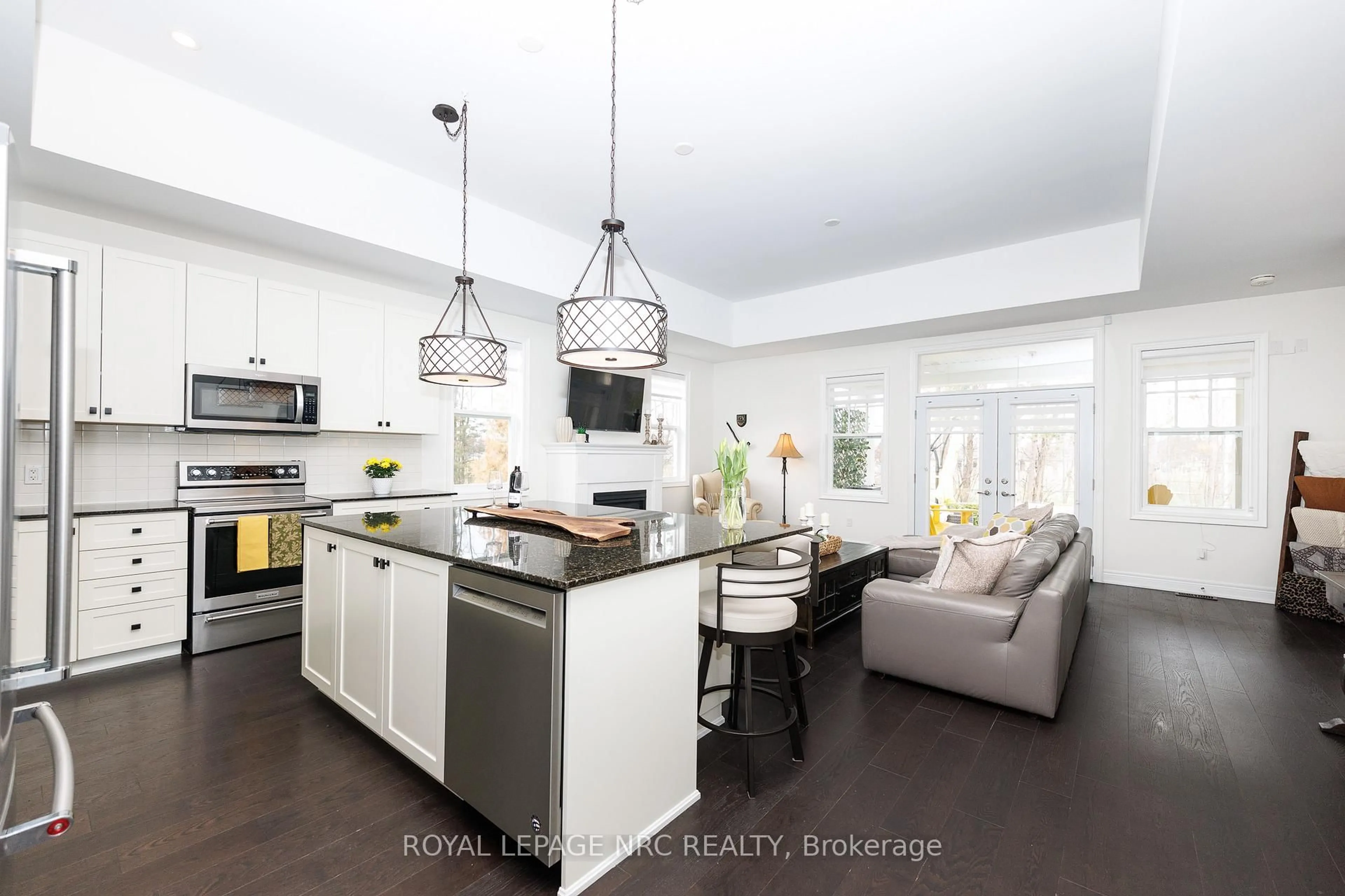 Open concept kitchen, unknown for 68 Paradise Grve, Niagara-on-the-Lake Ontario L0S 1T0