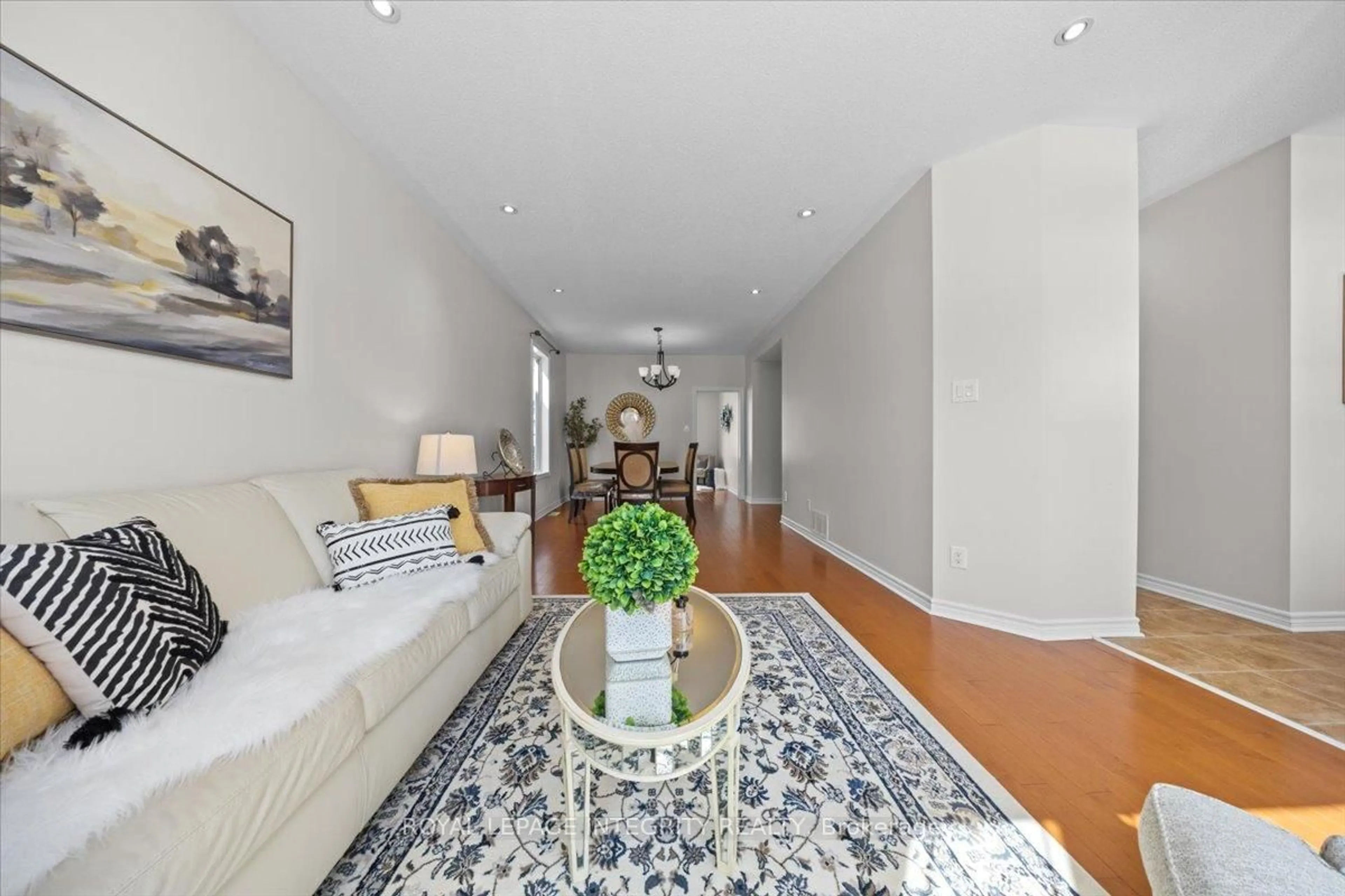 Living room with furniture, unknown for 650 New Liskeard Cres, Ottawa Ontario K2J 0N3