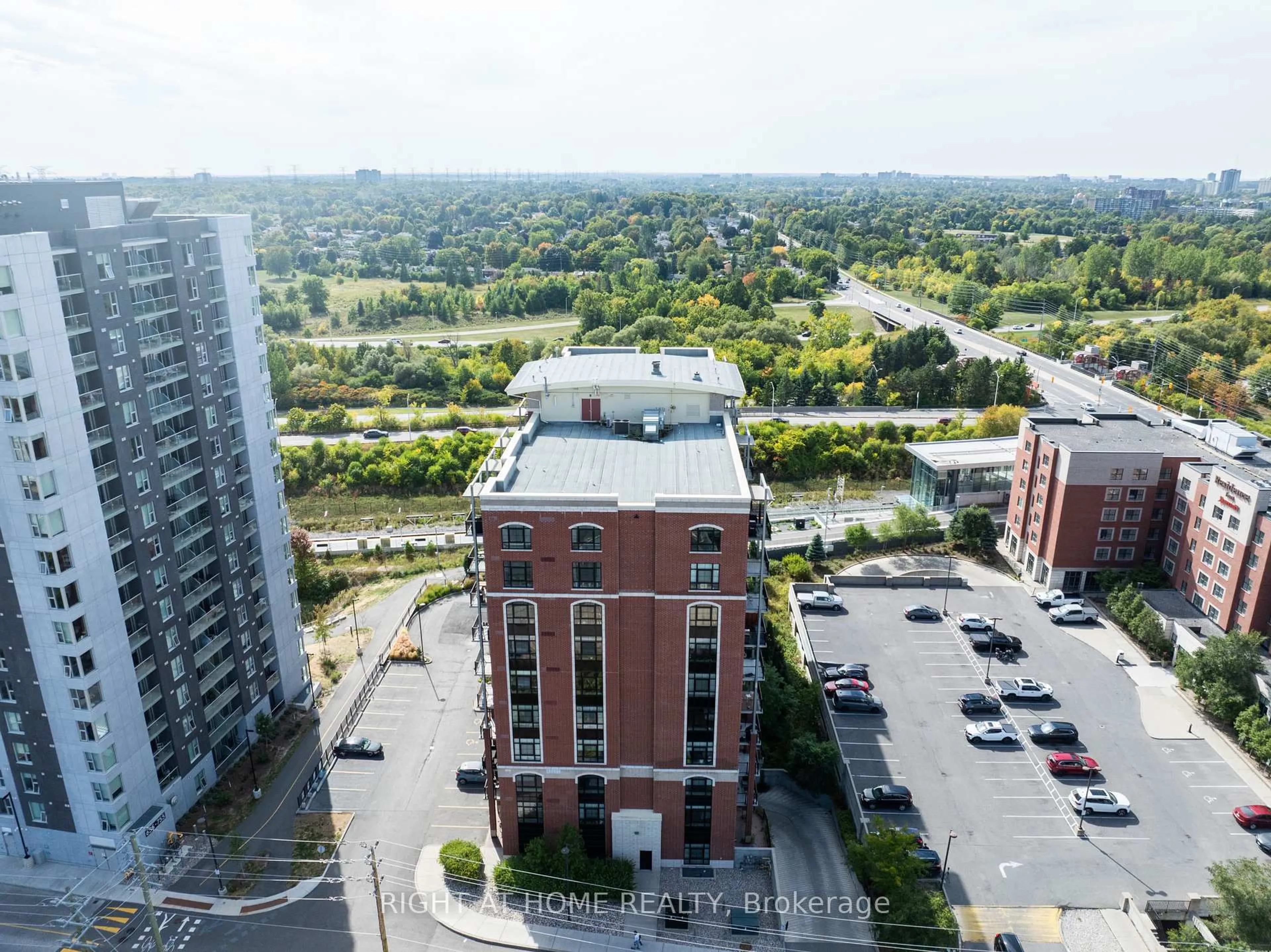 A pic from outside/outdoor area/front of a property/back of a property/a pic from drone, city buildings view from balcony for 555 Anand Private #802, Ottawa Ontario K1V 2R7