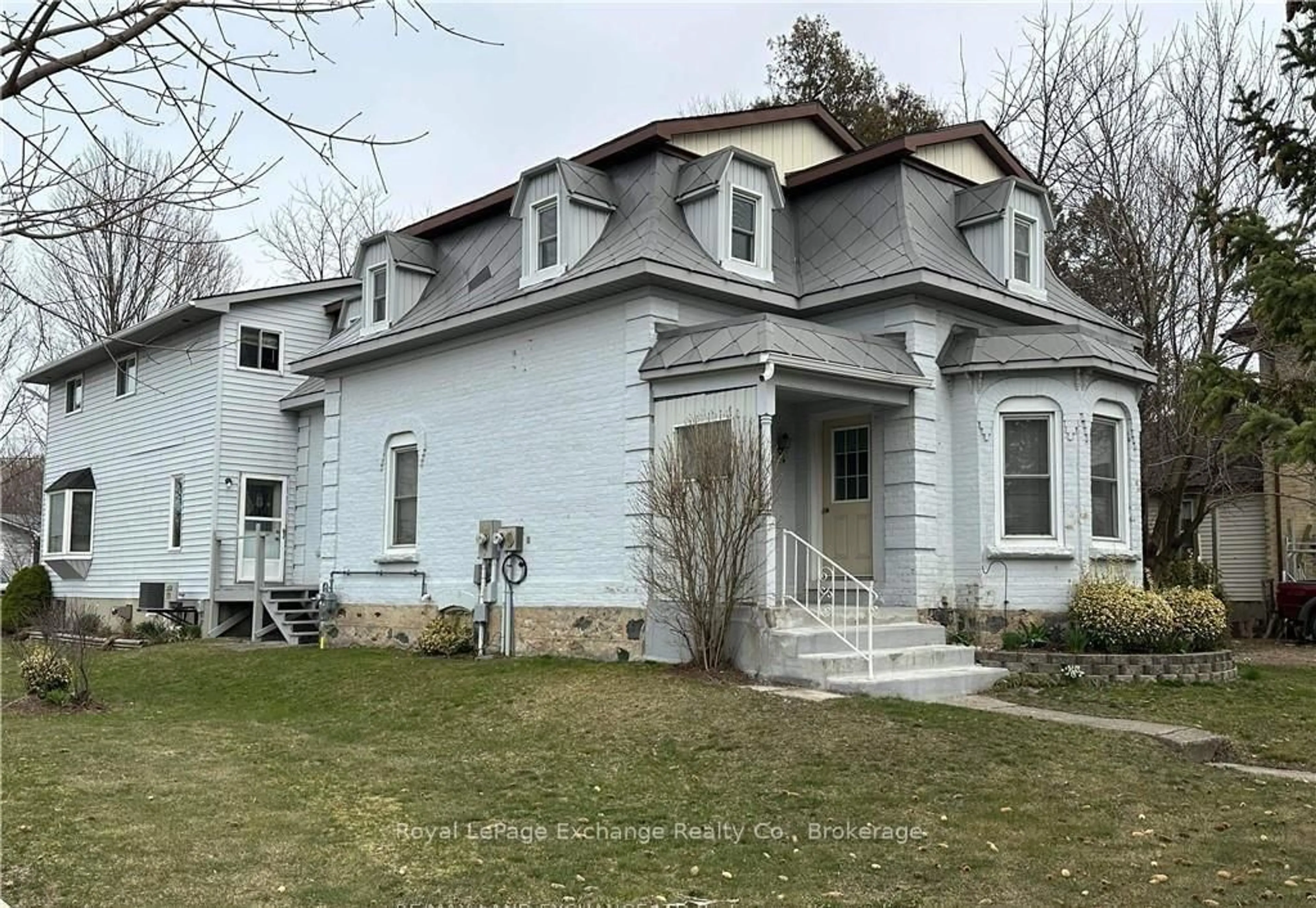 Home with brick exterior material, street for 247 Broadway St, Kincardine Ontario N2Z 2X9