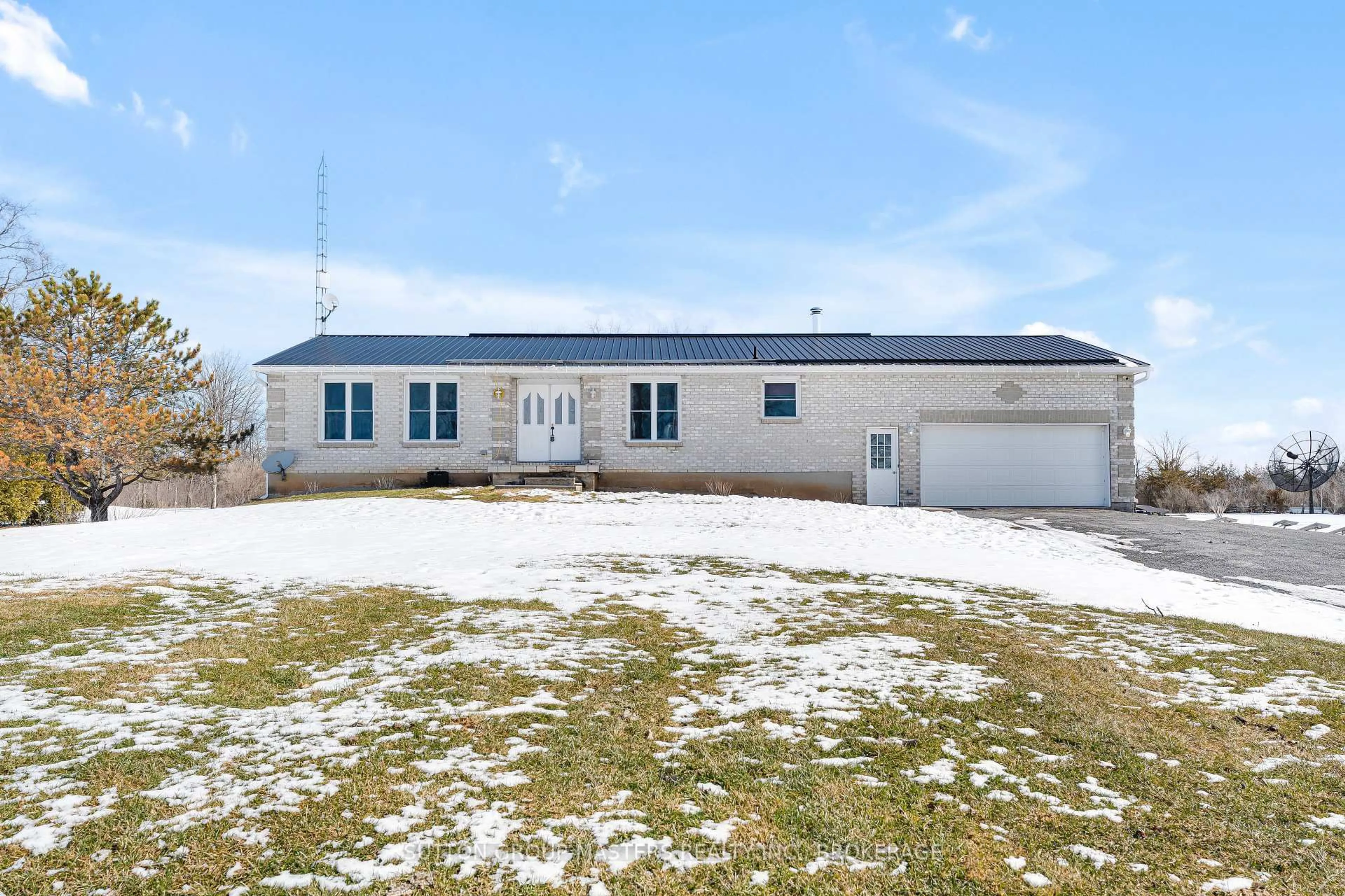 A pic from outside/outdoor area/front of a property/back of a property/a pic from drone, building for 446 Petworth Rd, Yarker Ontario K0K 3N0